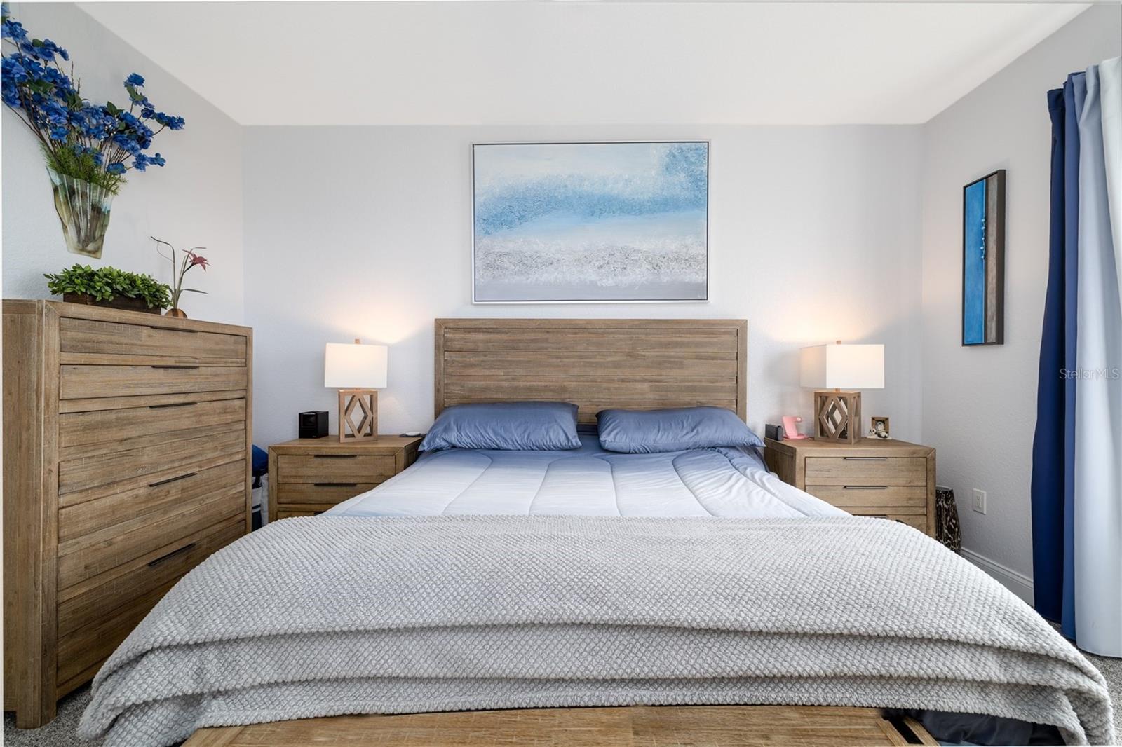 Image 21 of 92 For 265 Minorca Beach Way 404