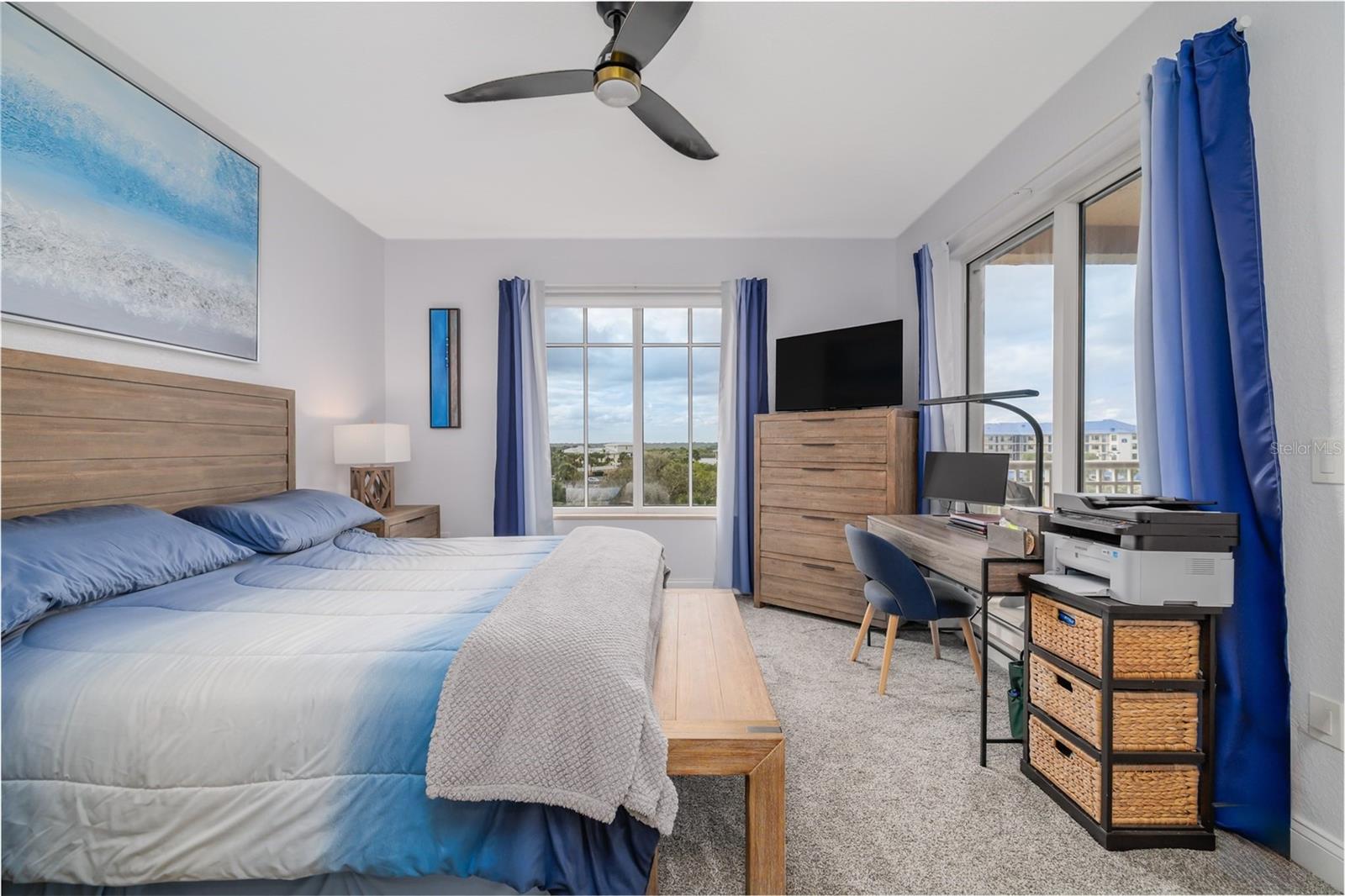 Image 22 of 92 For 265 Minorca Beach Way 404