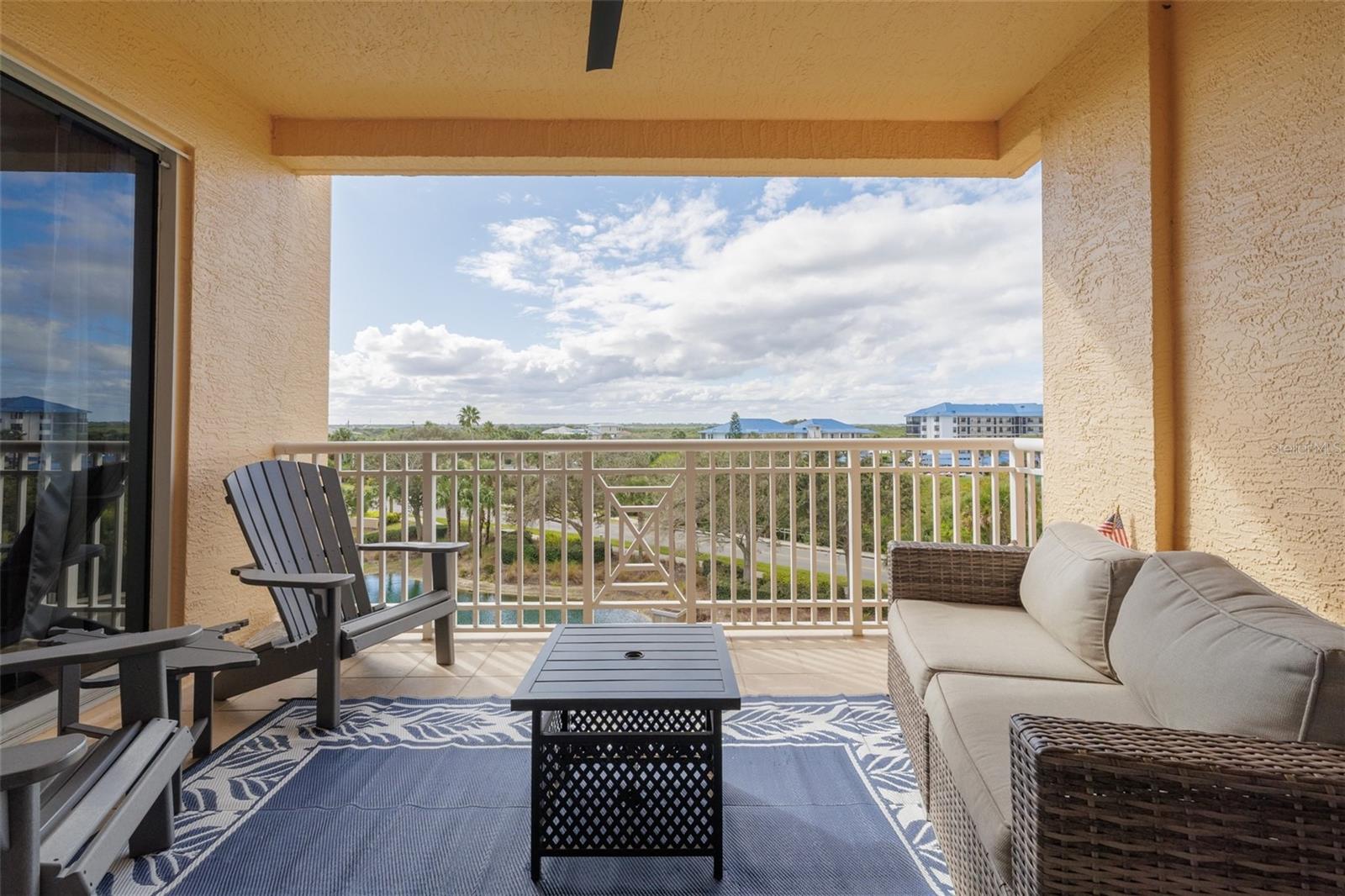 Image 29 of 92 For 265 Minorca Beach Way 404