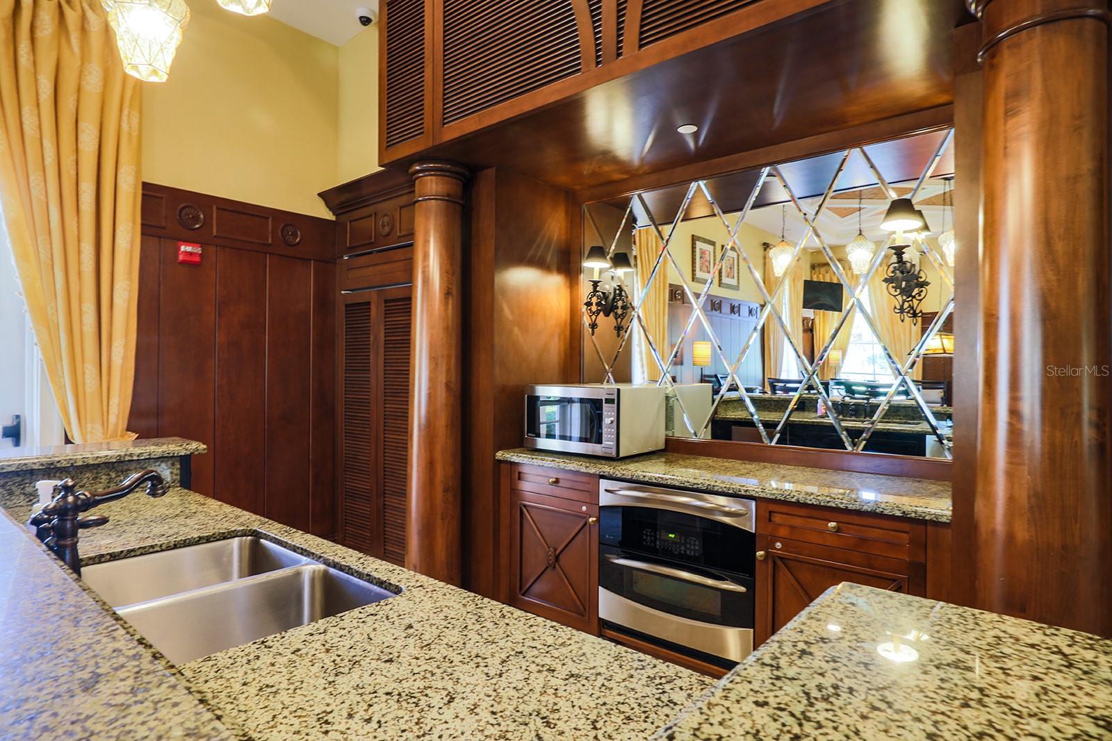 Image 40 of 92 For 265 Minorca Beach Way 404