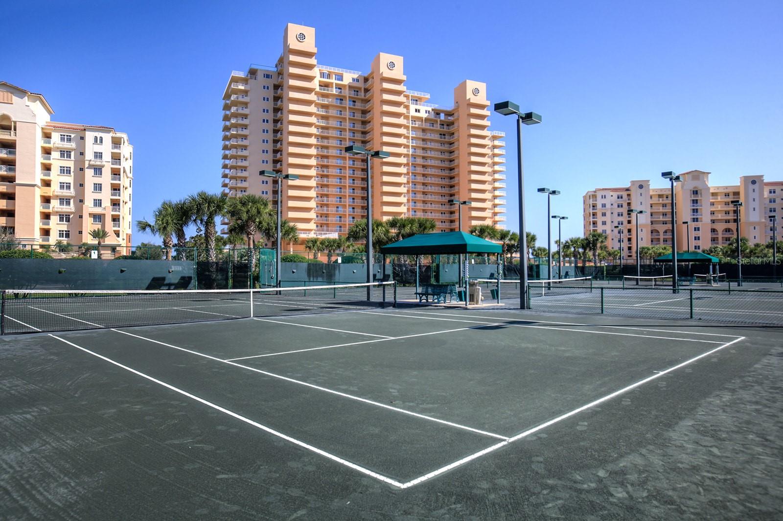 Image 50 of 92 For 265 Minorca Beach Way 404