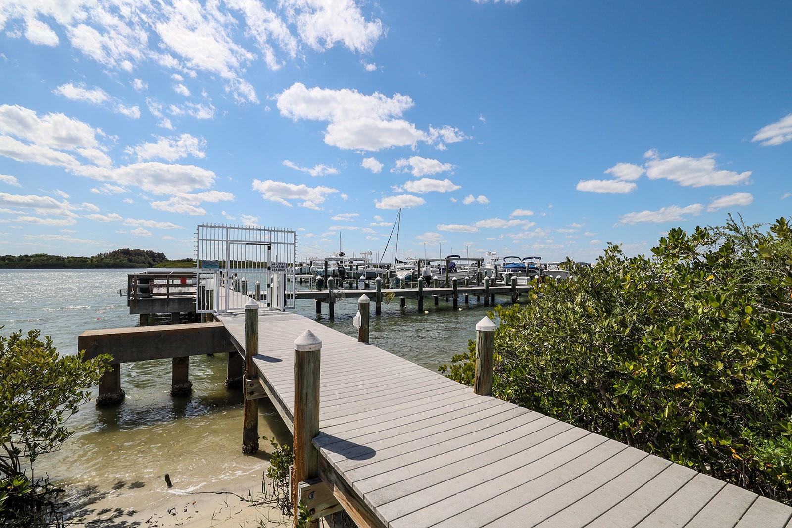 Image 58 of 92 For 265 Minorca Beach Way 404