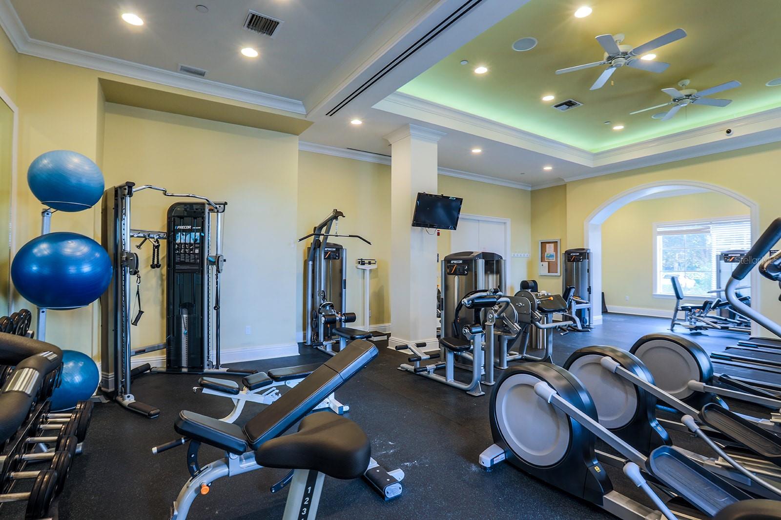 Image 61 of 92 For 265 Minorca Beach Way 404