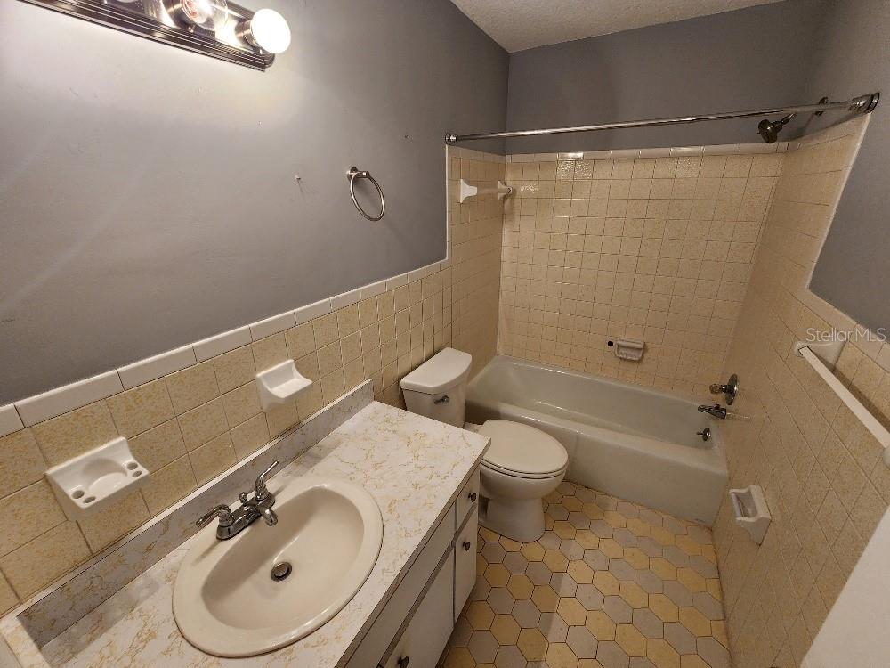 Image 11 of 22 For 798 11th Avenue