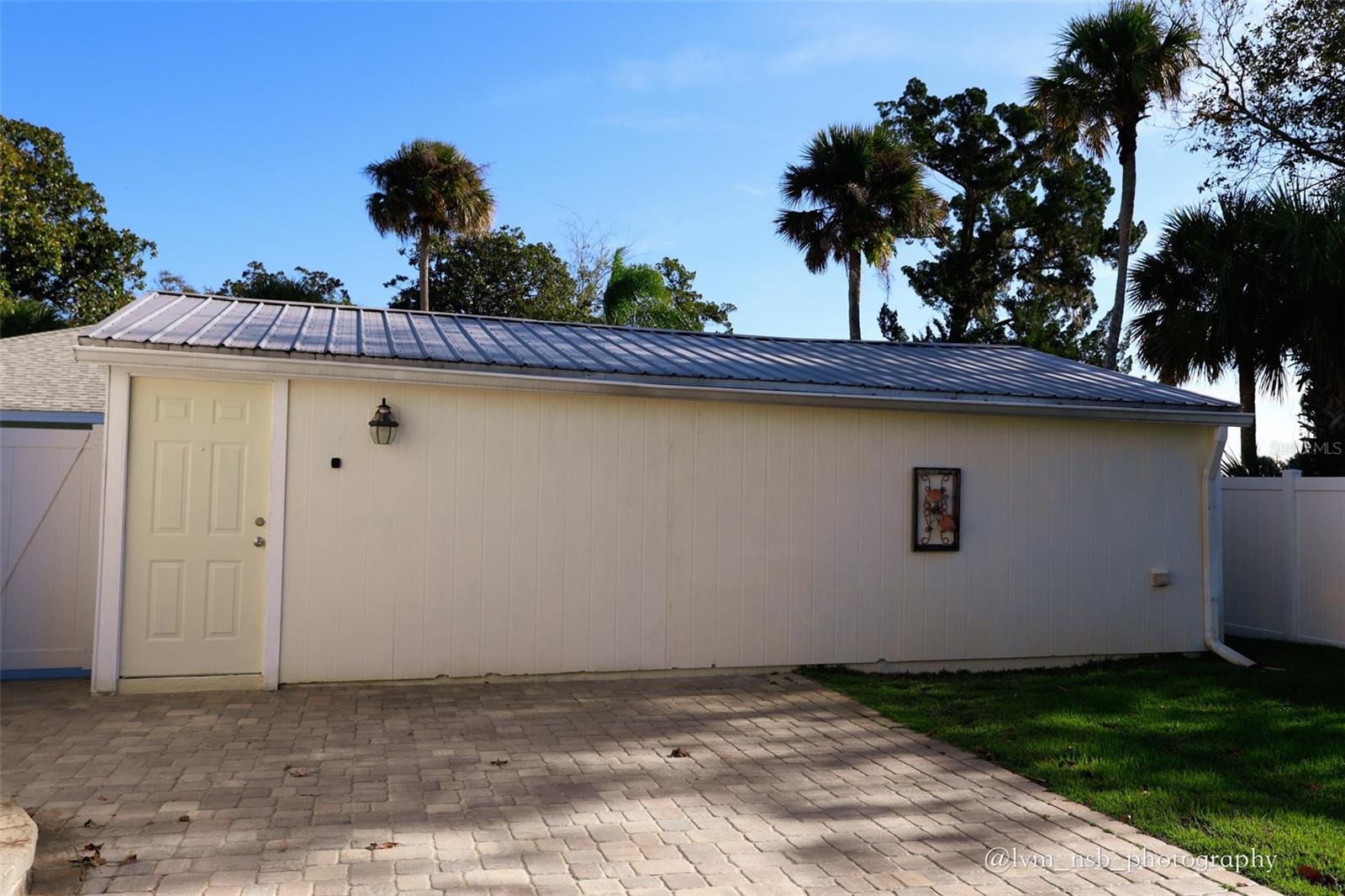 Image 15 of 18 For 122 New Hampshire Street