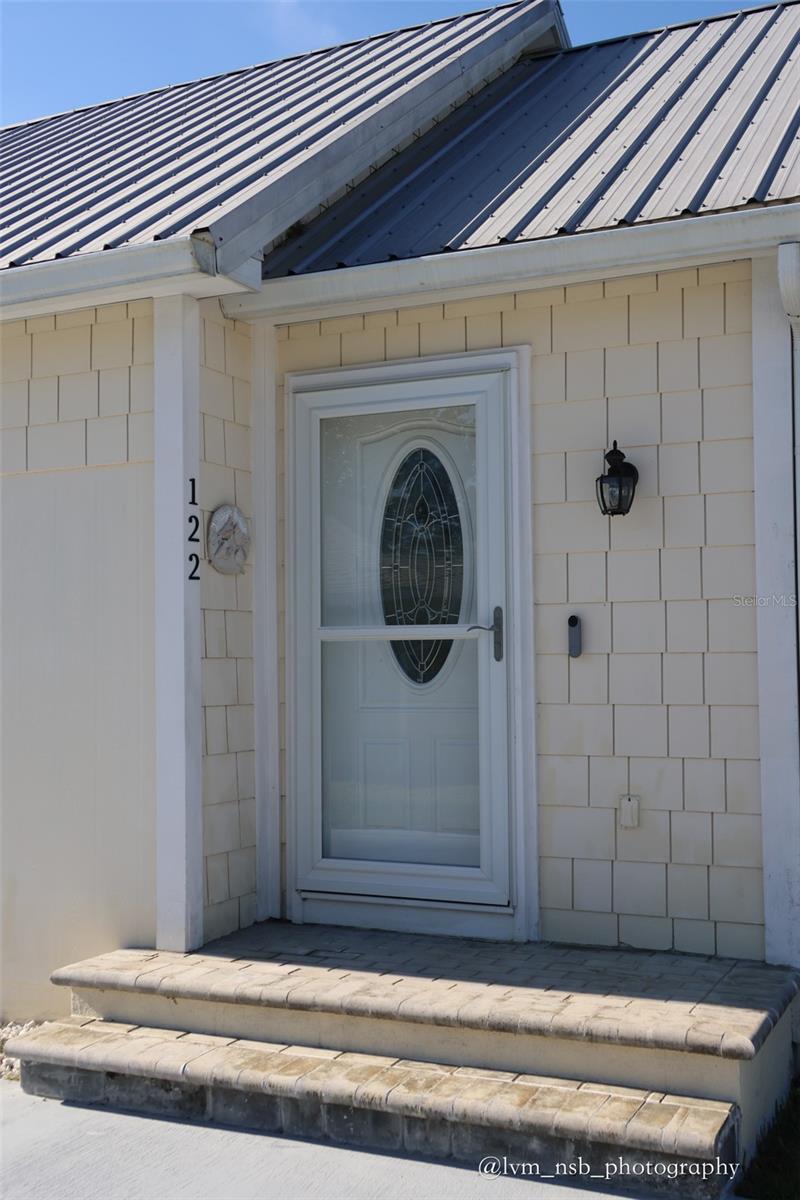 Image 4 of 18 For 122 New Hampshire Street