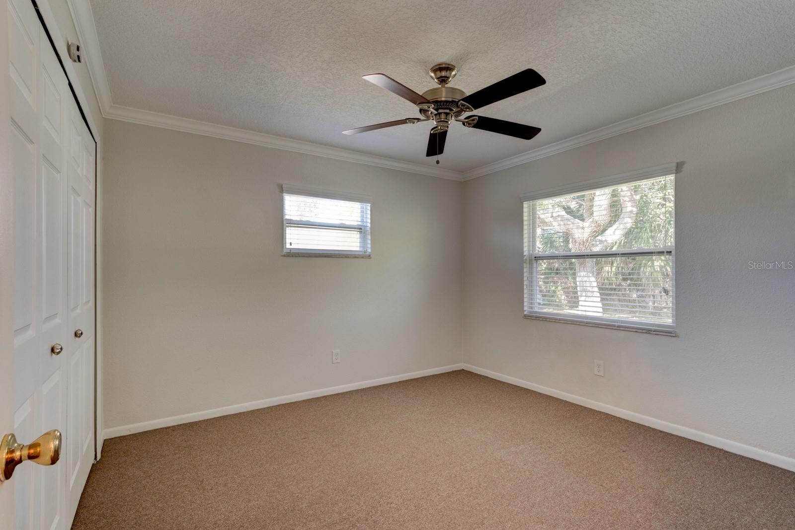 Image 10 of 18 For 712 Oakwood Avenue