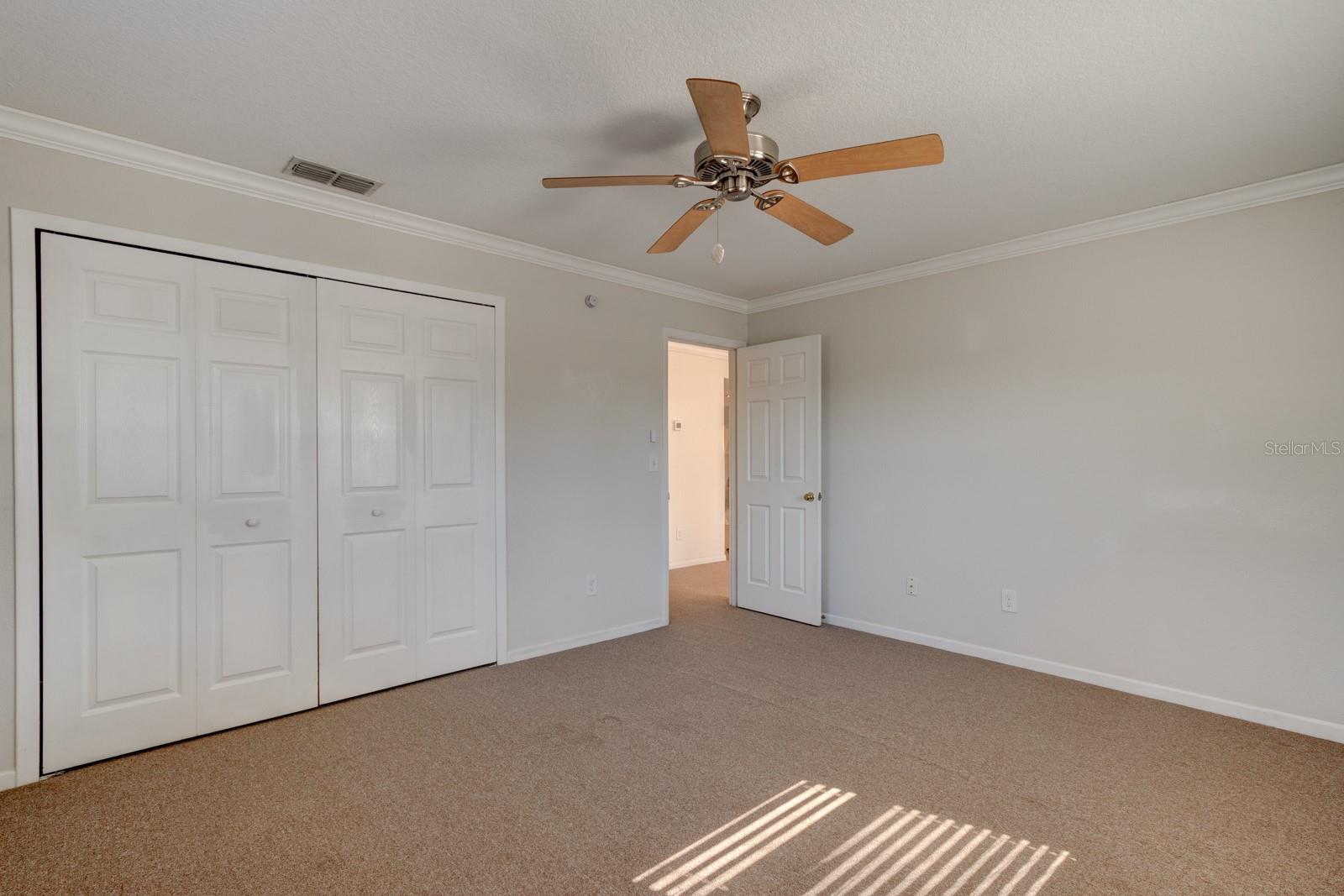 Image 8 of 18 For 712 Oakwood Avenue