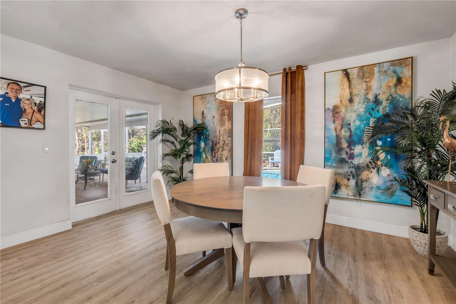 Image 22 of 51 For 223 Ariel Road