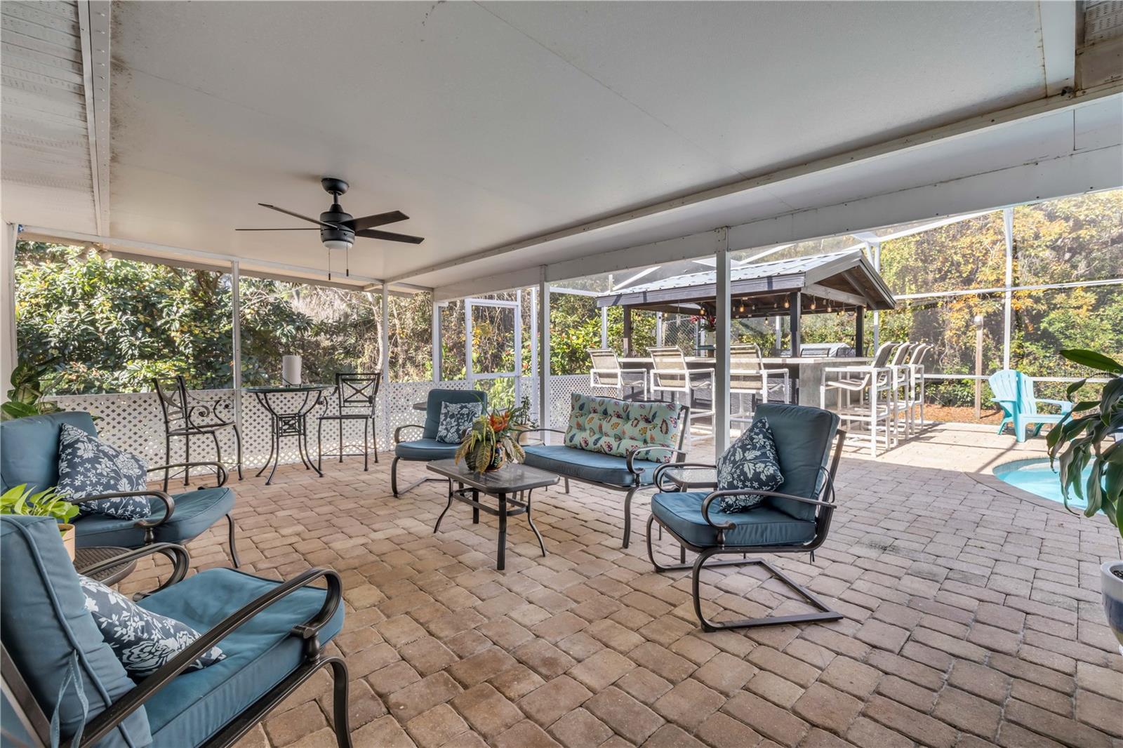 Image 33 of 51 For 223 Ariel Road