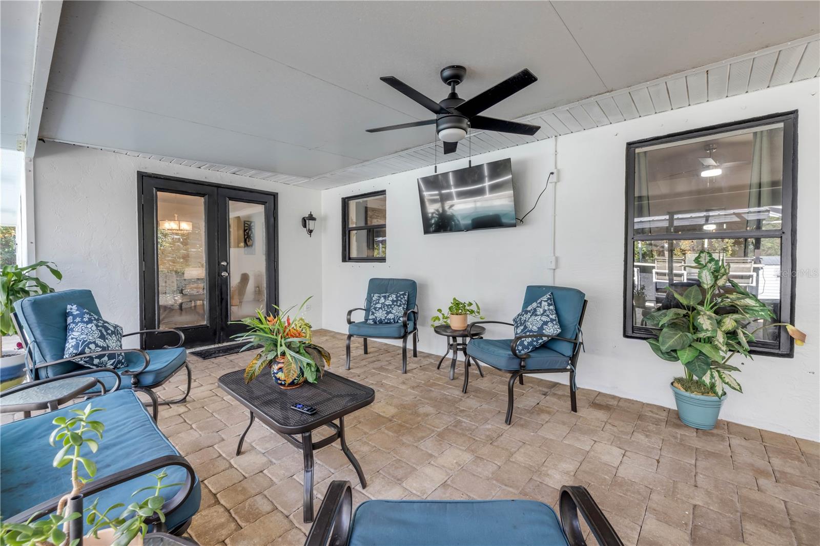 Image 36 of 51 For 223 Ariel Road