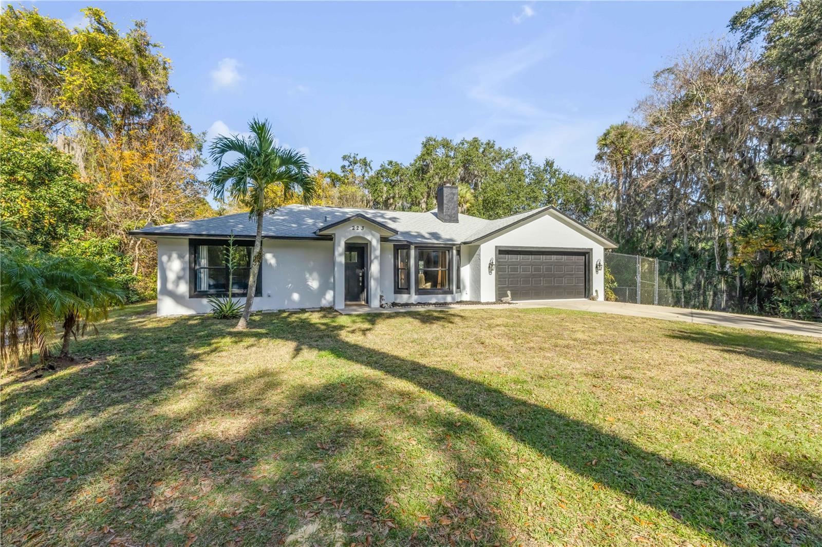 Image 6 of 51 For 223 Ariel Road