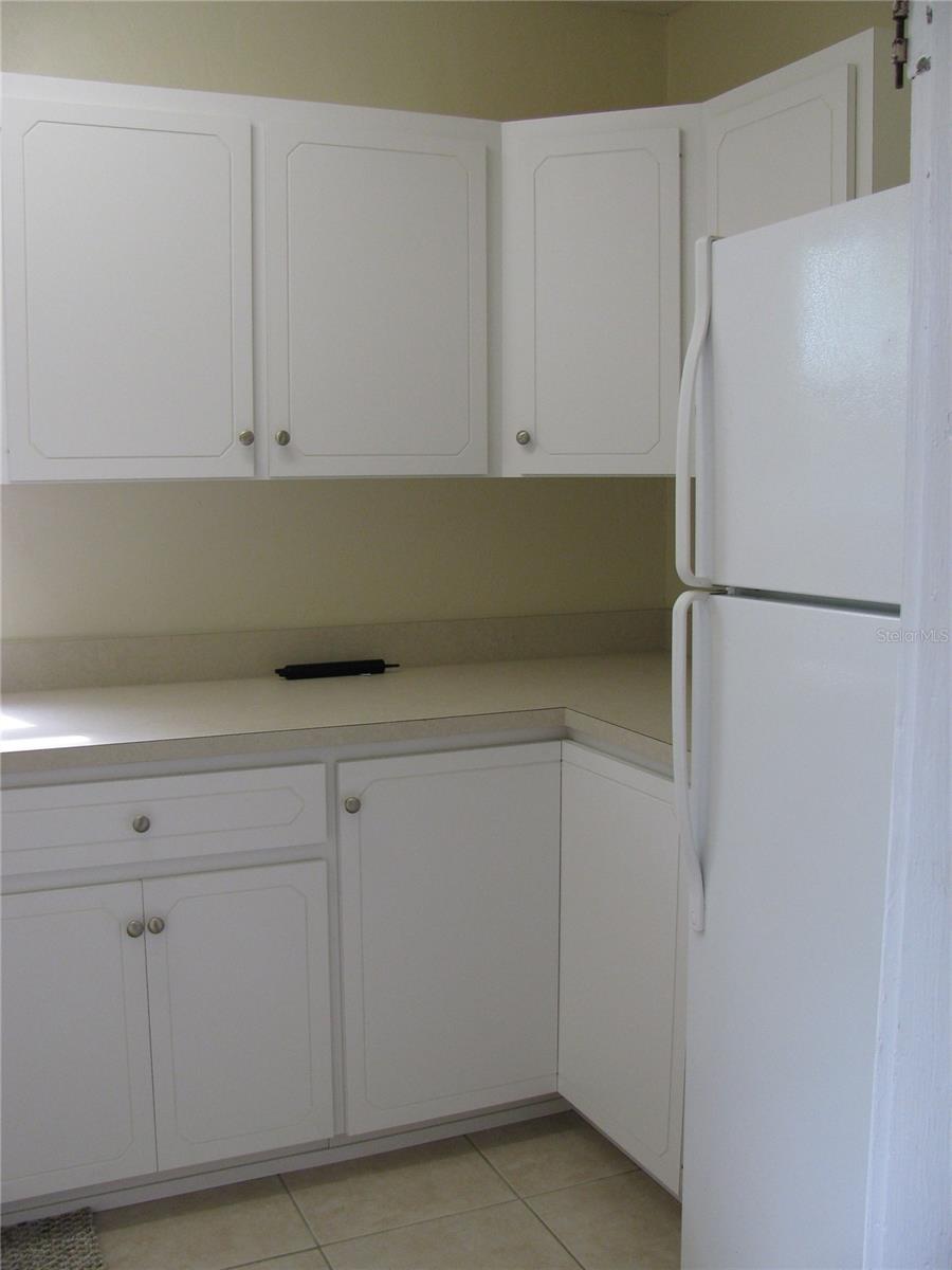 Image 22 of 37 For 486 Oak Street