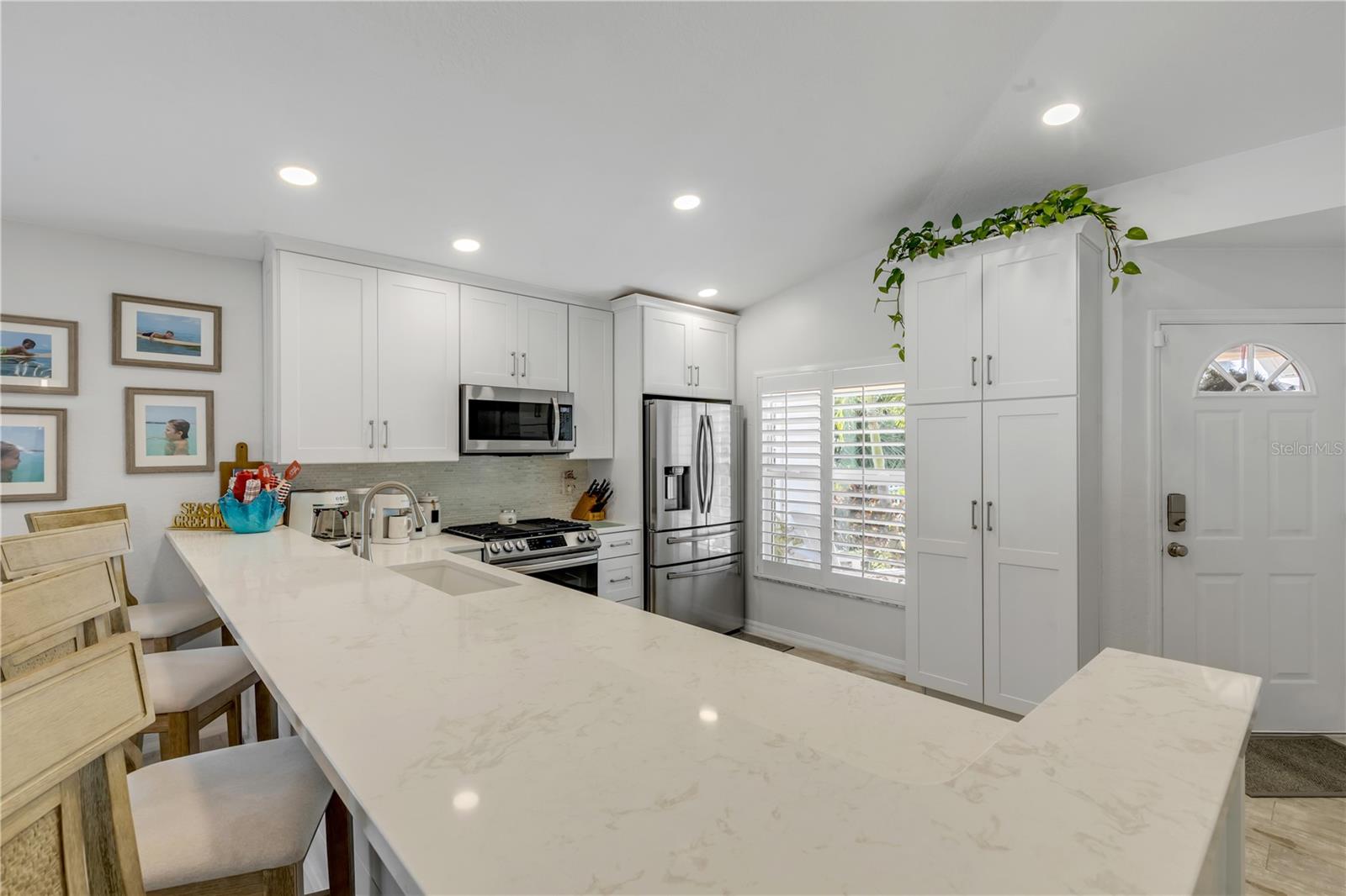 Image 13 of 74 For 814 Maralyn Avenue