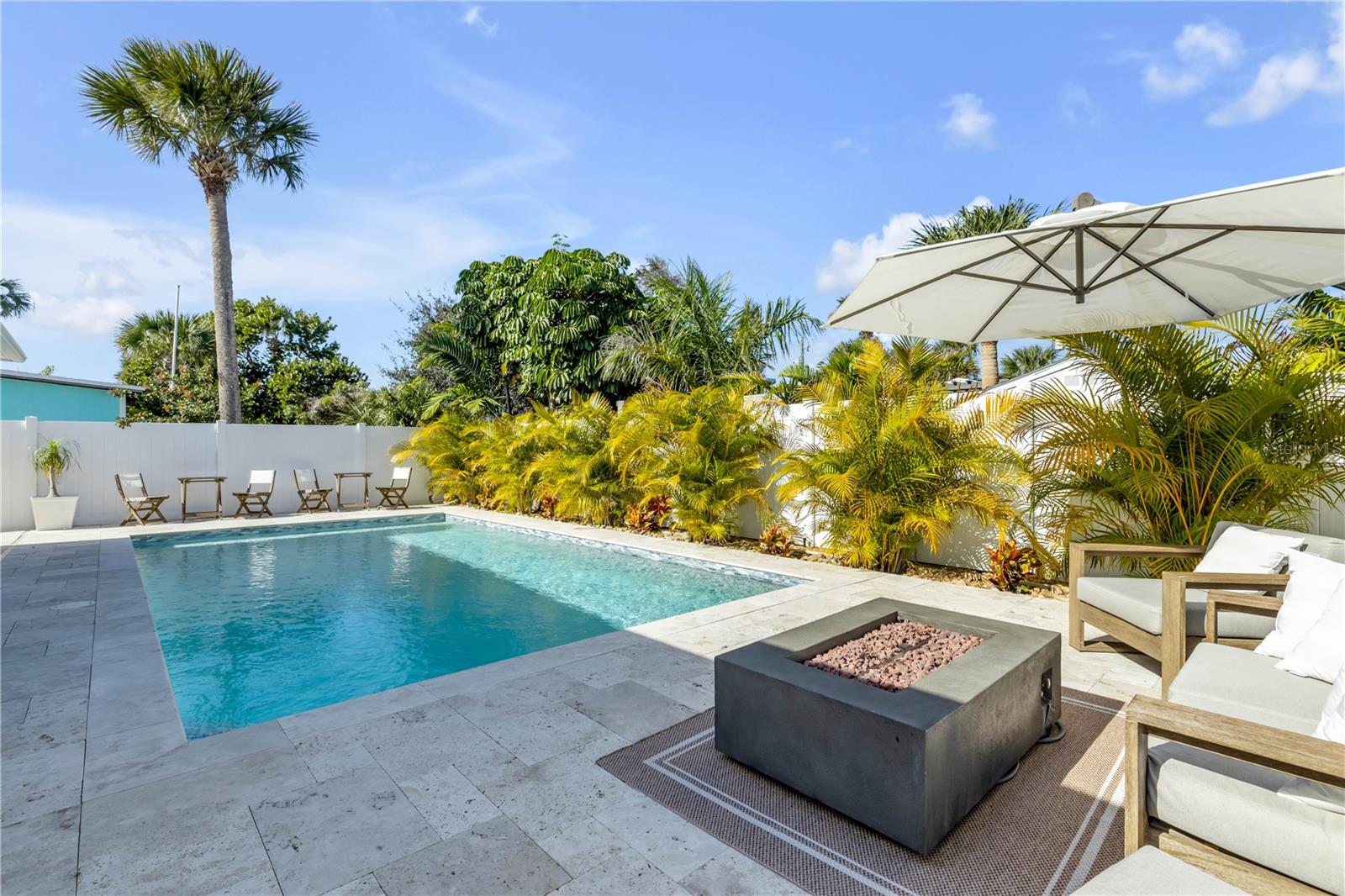 Image 2 of 74 For 814 Maralyn Avenue