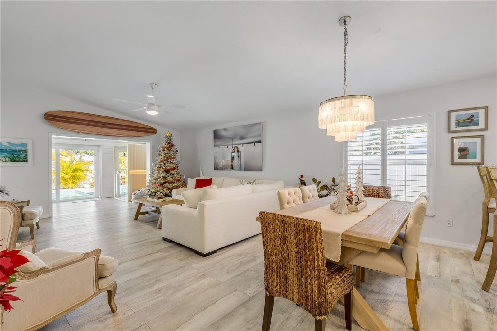 Image 25 of 74 For 814 Maralyn Avenue