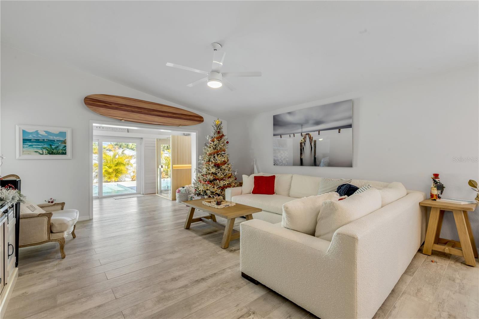 Image 27 of 74 For 814 Maralyn Avenue