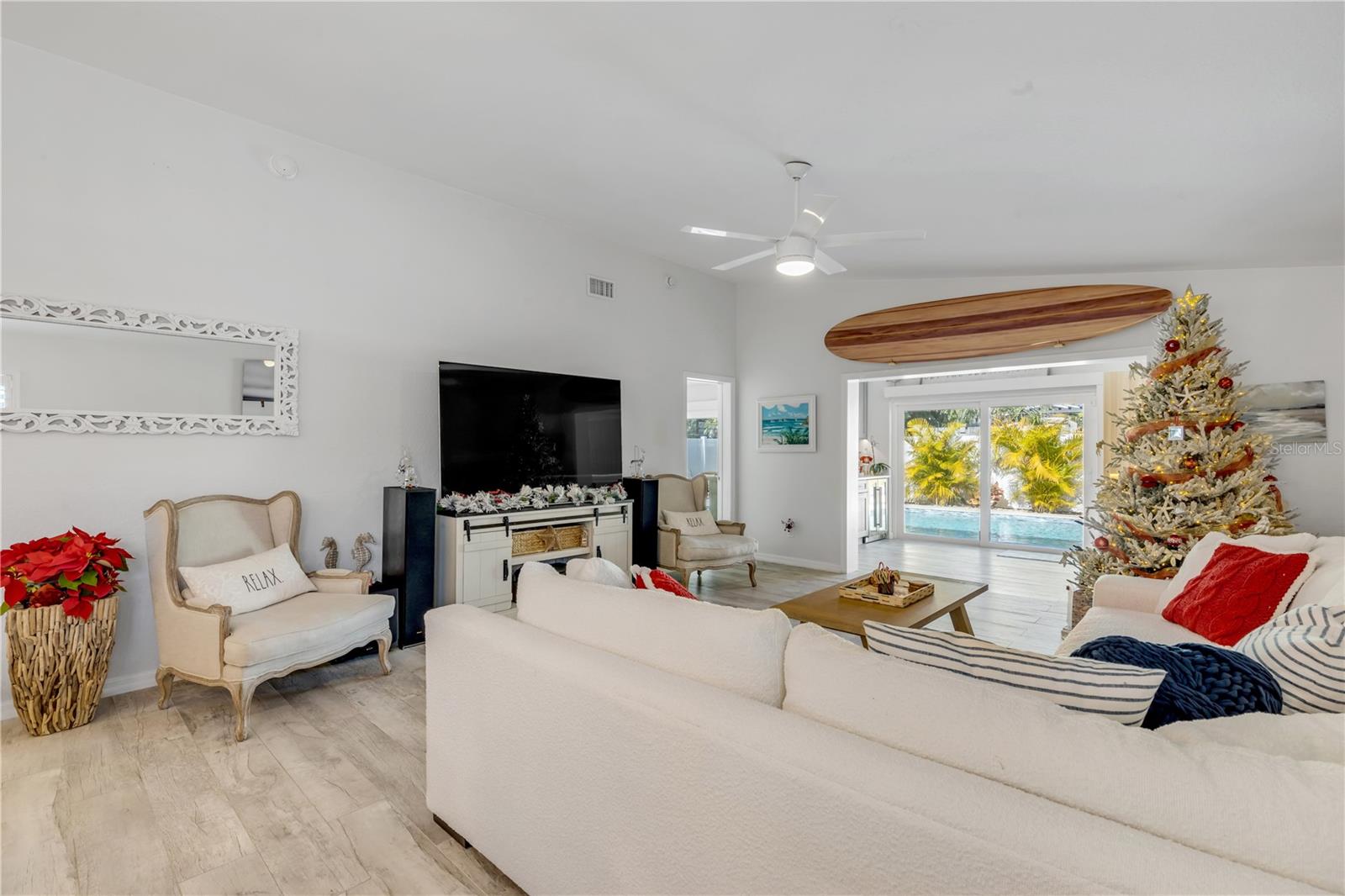 Image 29 of 74 For 814 Maralyn Avenue