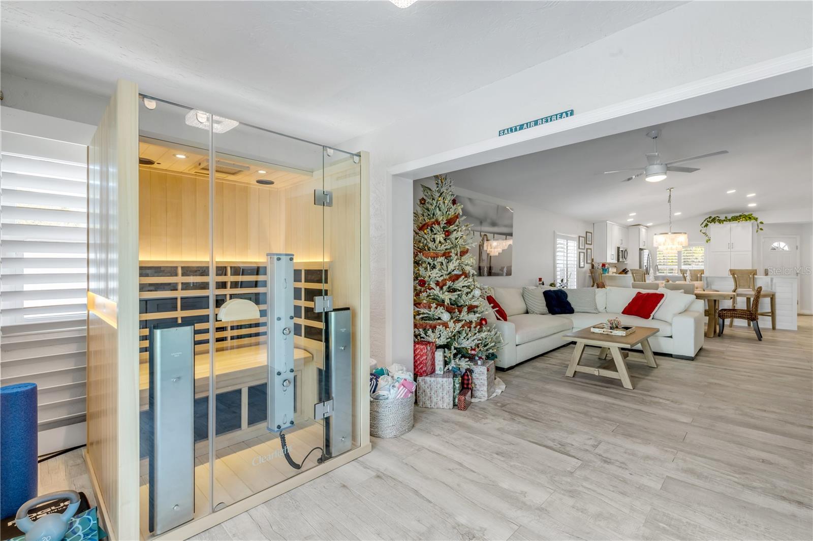 Image 35 of 74 For 814 Maralyn Avenue