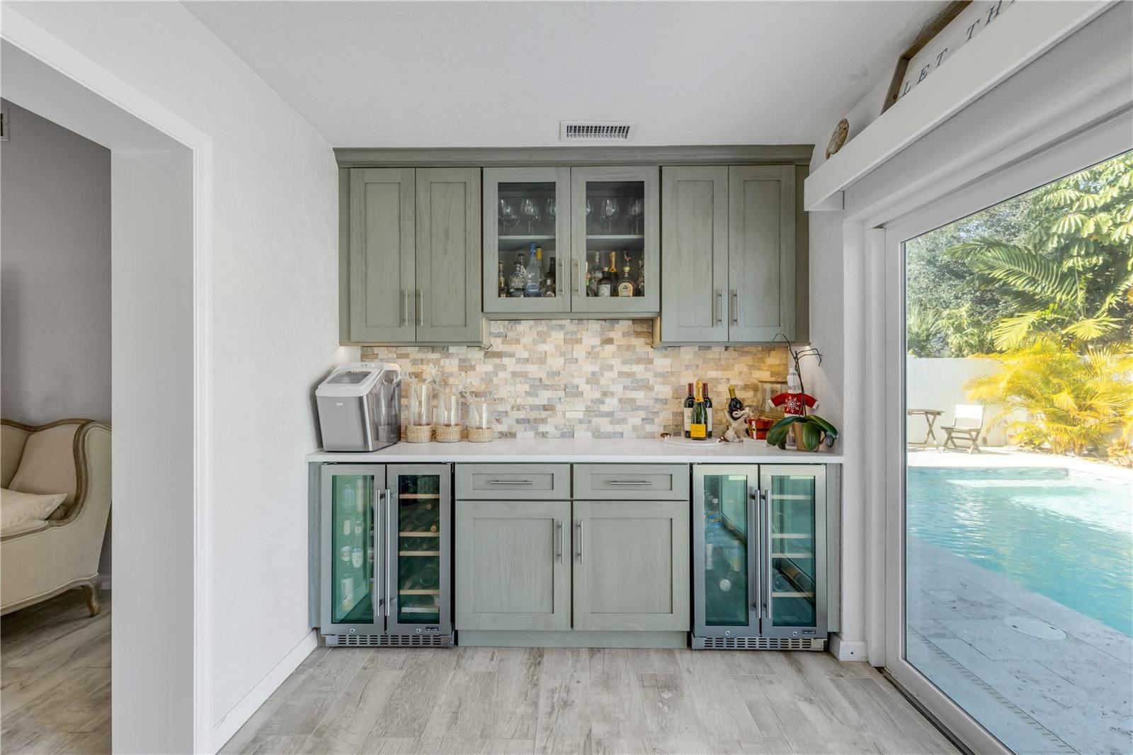 Image 36 of 74 For 814 Maralyn Avenue