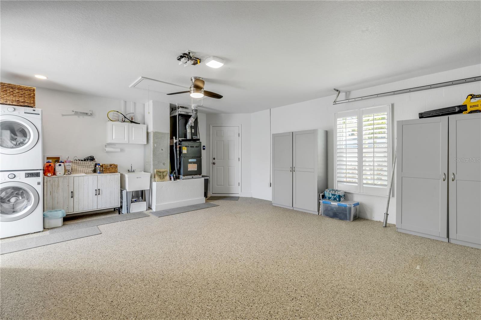 Image 39 of 74 For 814 Maralyn Avenue