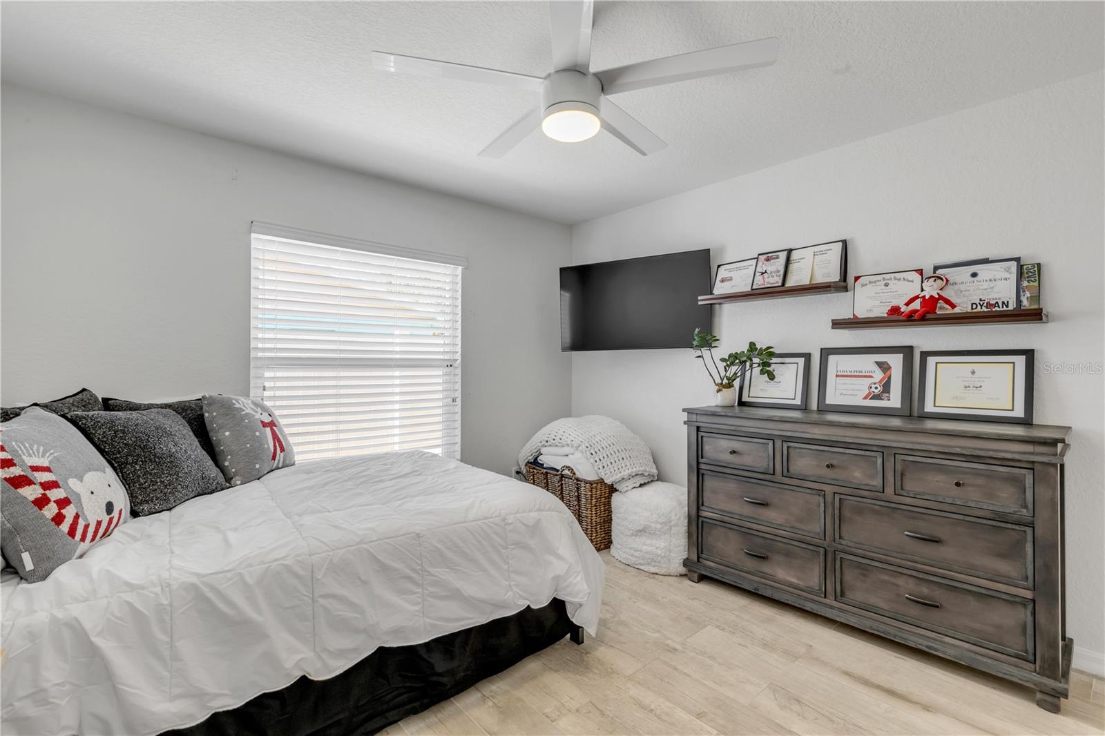 Image 48 of 74 For 814 Maralyn Avenue