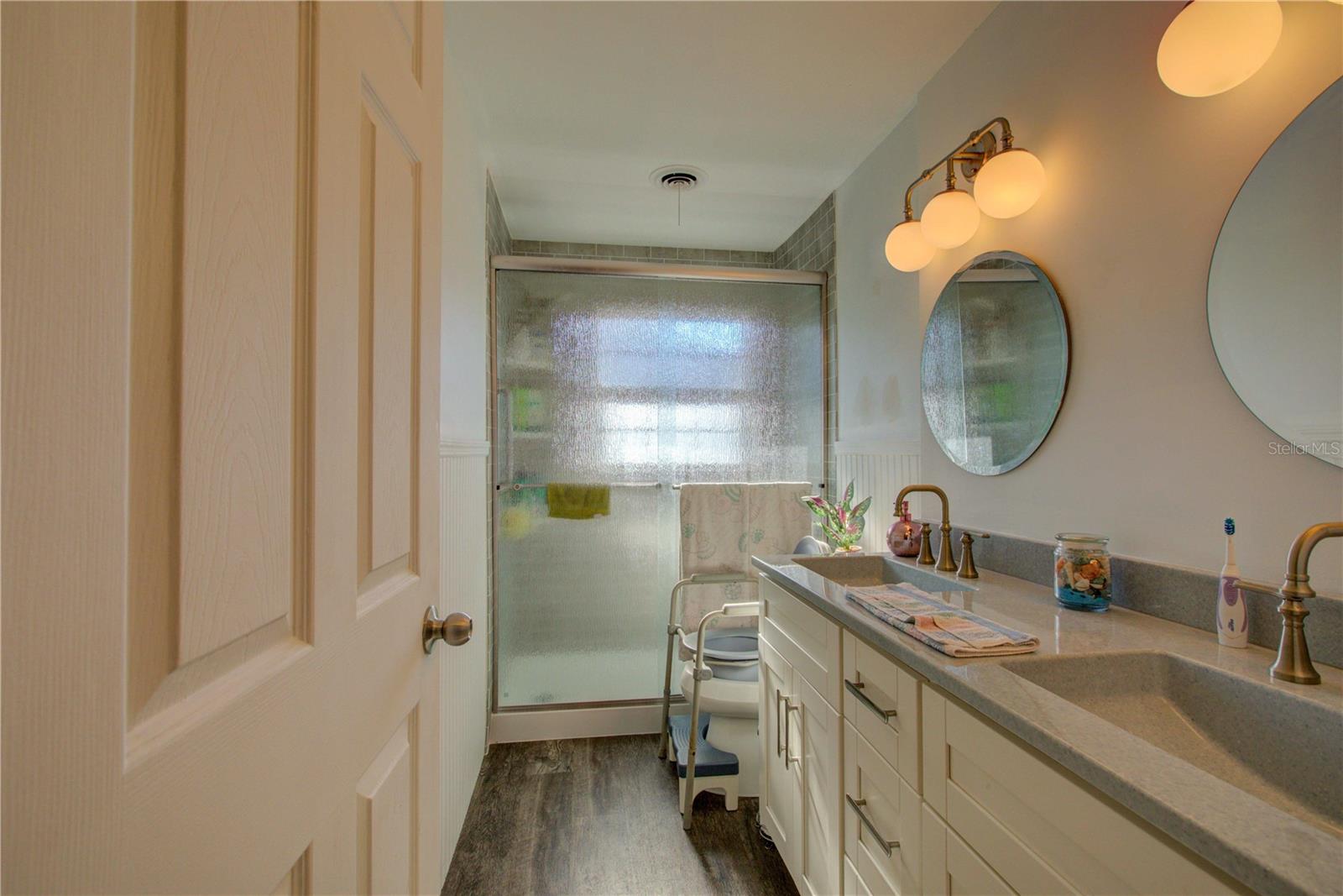 Image 19 of 36 For 116 Silver Circle