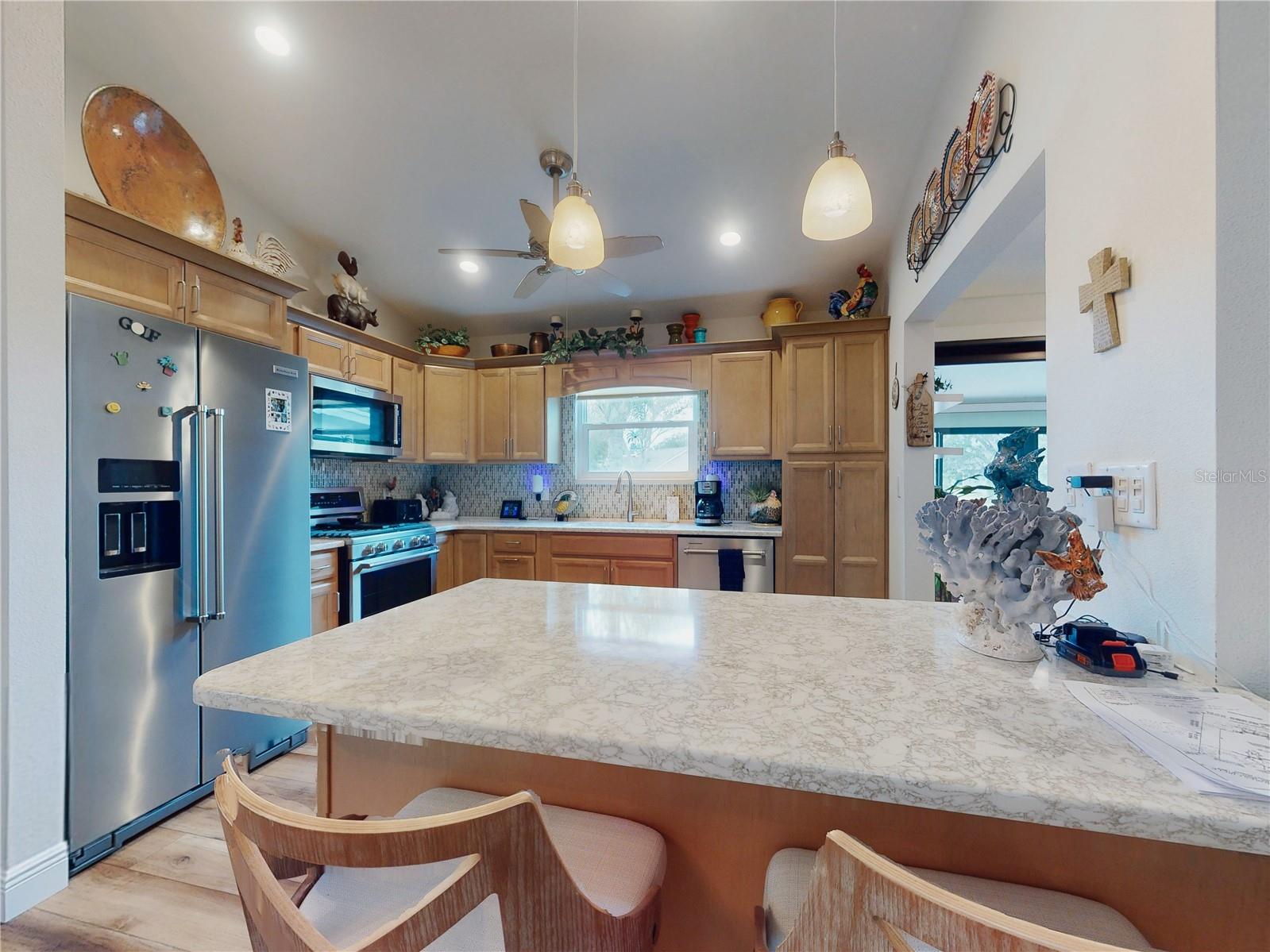 Image 19 of 60 For 737 Pine Shores Circle