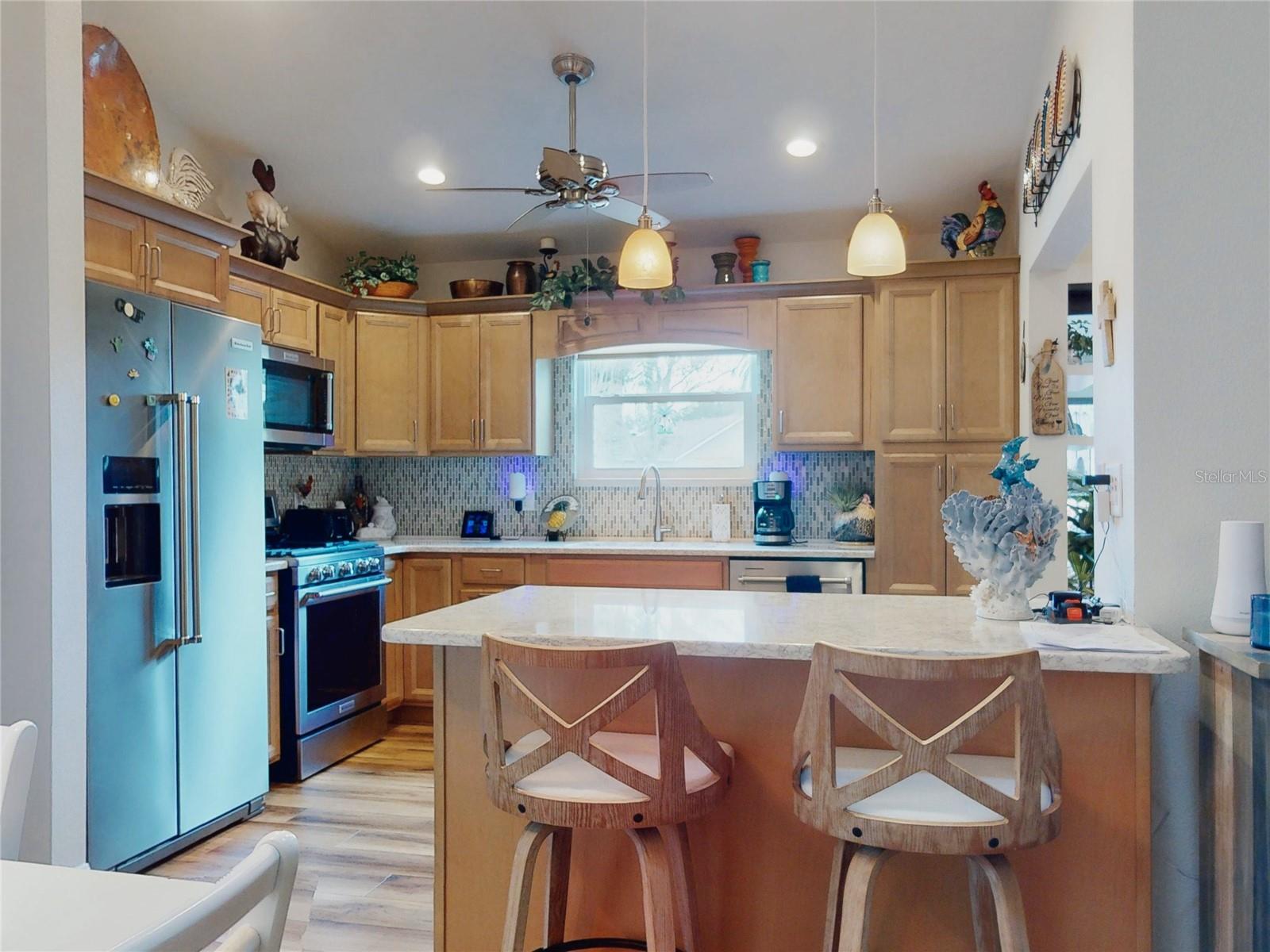 Image 24 of 60 For 737 Pine Shores Circle