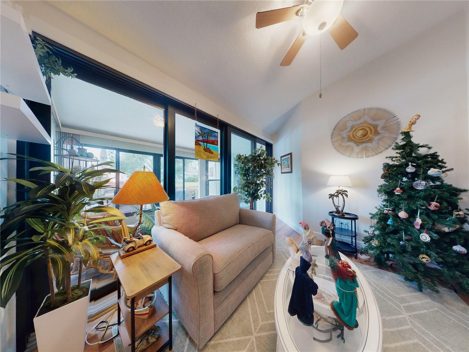 Image 29 of 60 For 737 Pine Shores Circle