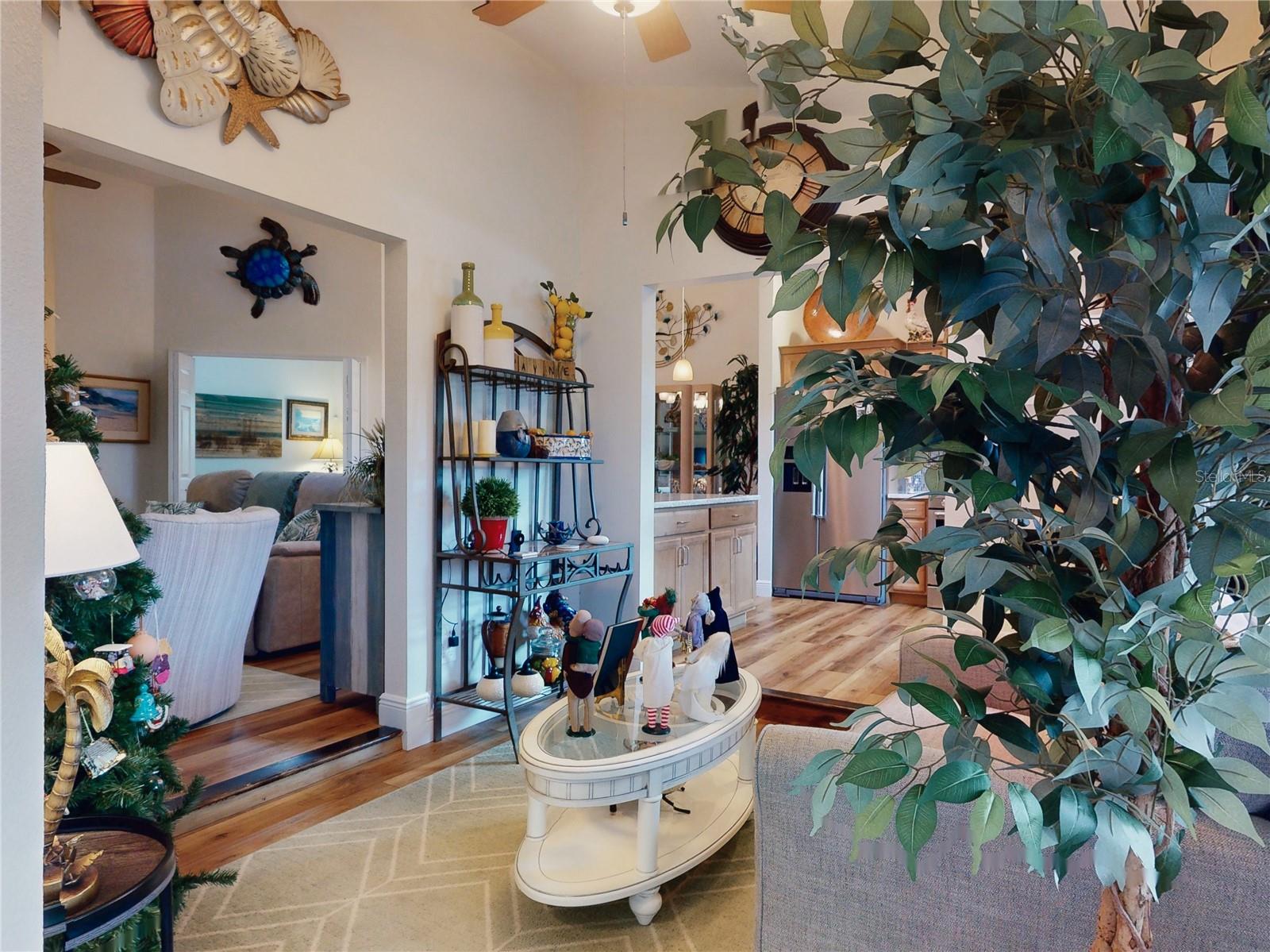 Image 38 of 60 For 737 Pine Shores Circle