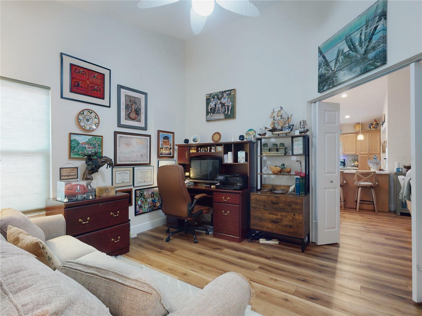 Image 41 of 60 For 737 Pine Shores Circle