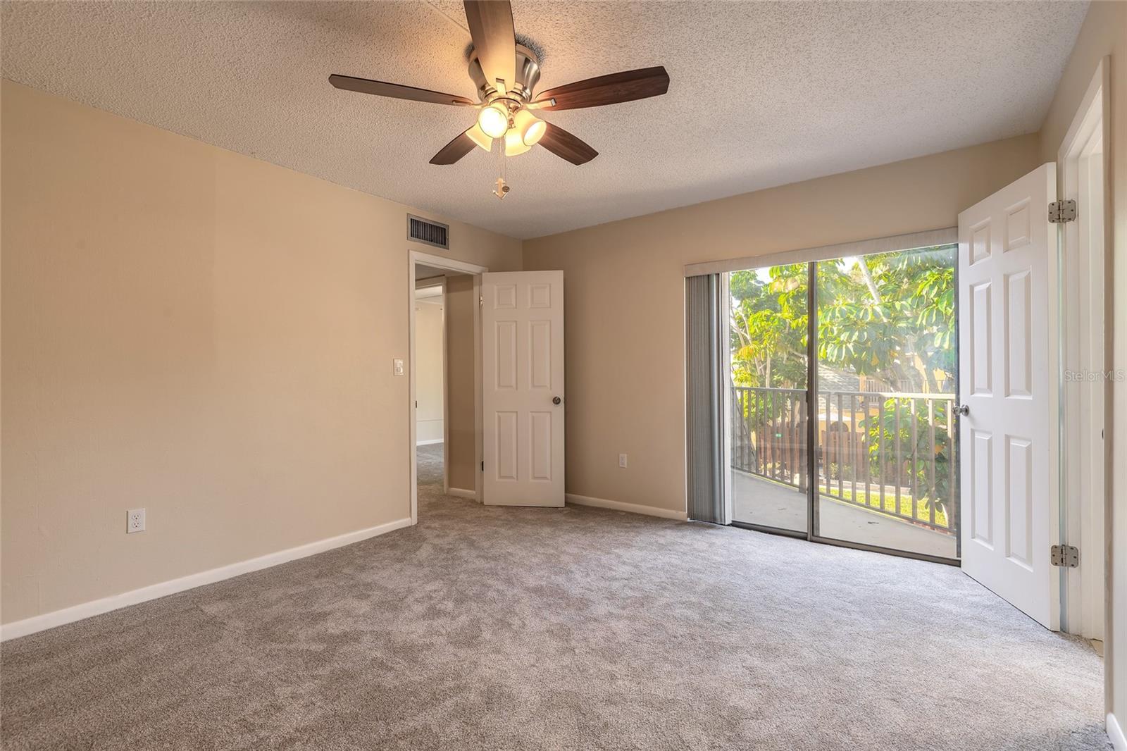 Image 6 of 37 For 3824 Saxon Drive