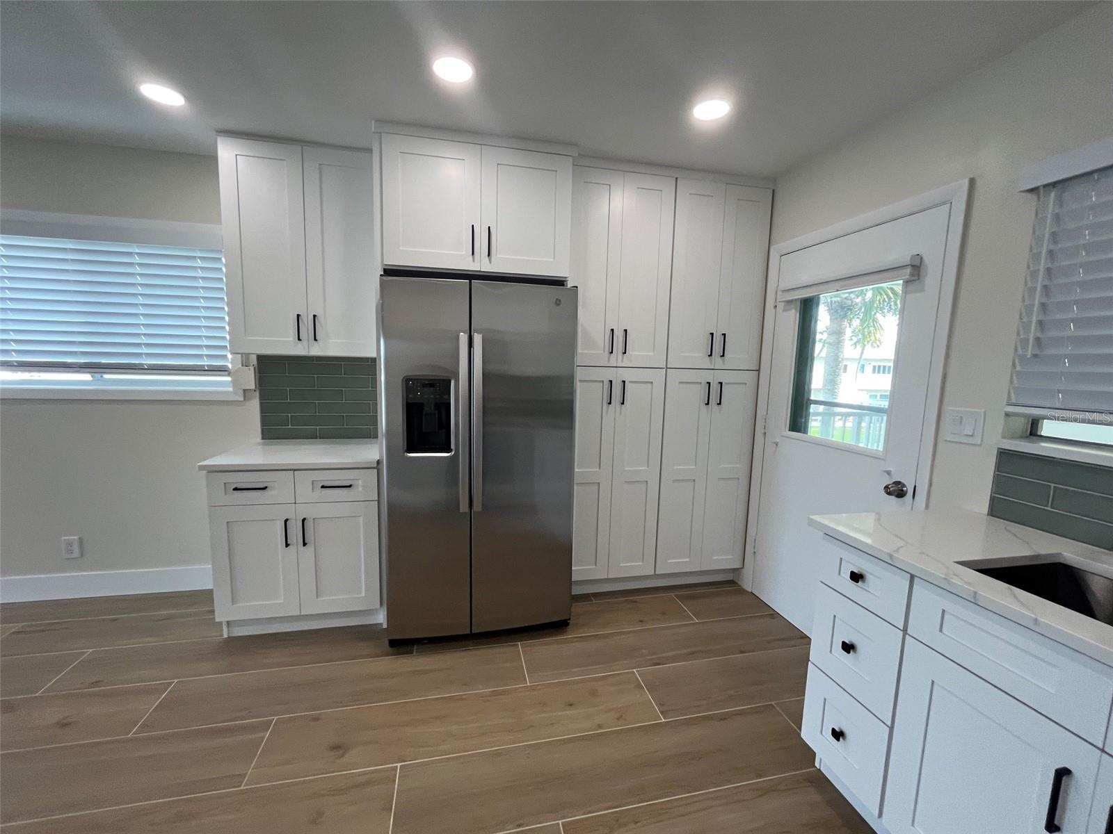 Image 12 of 13 For 335 Causeway  G23