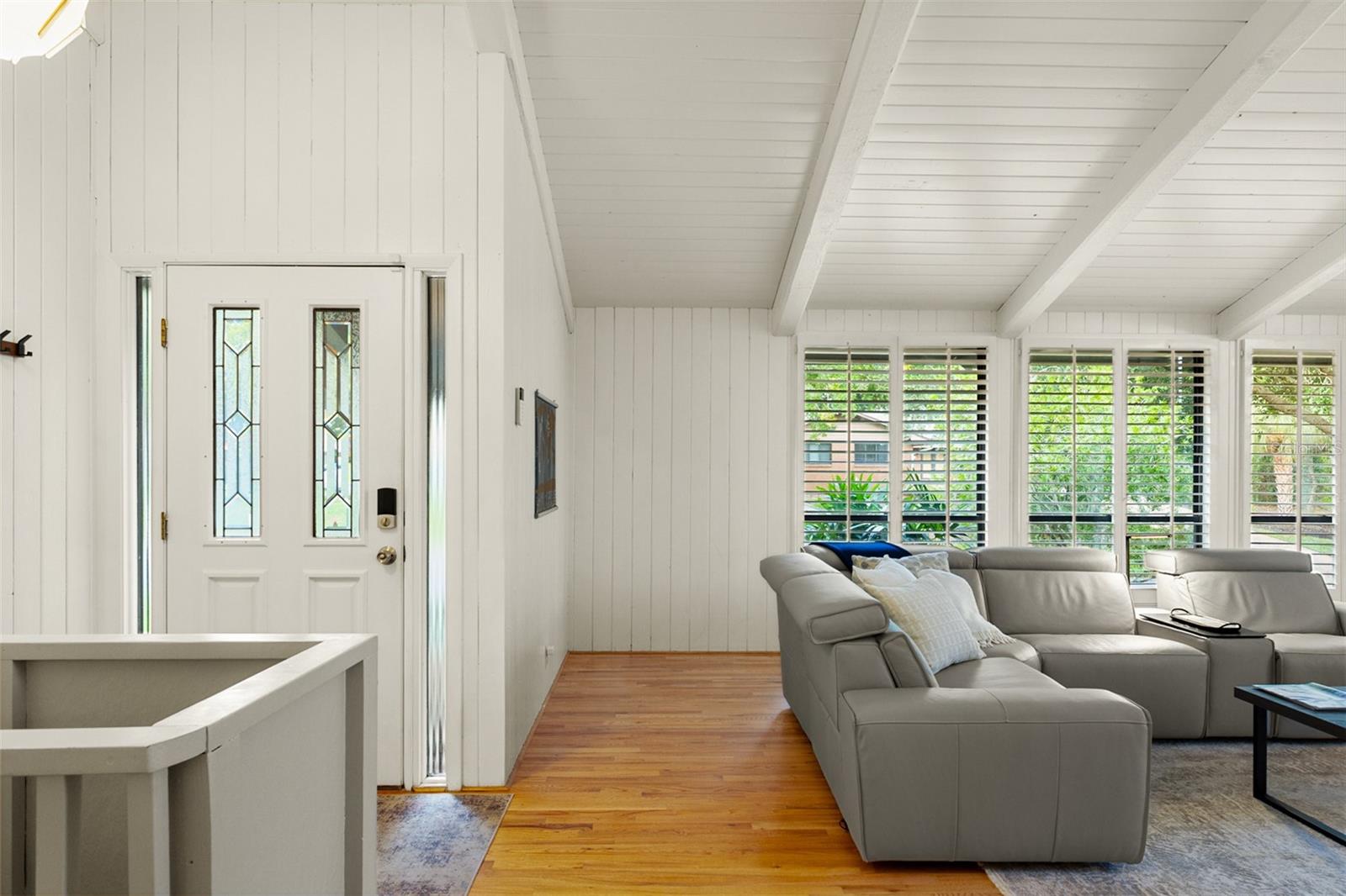 Image 11 of 81 For 315 Sweet Bay Avenue