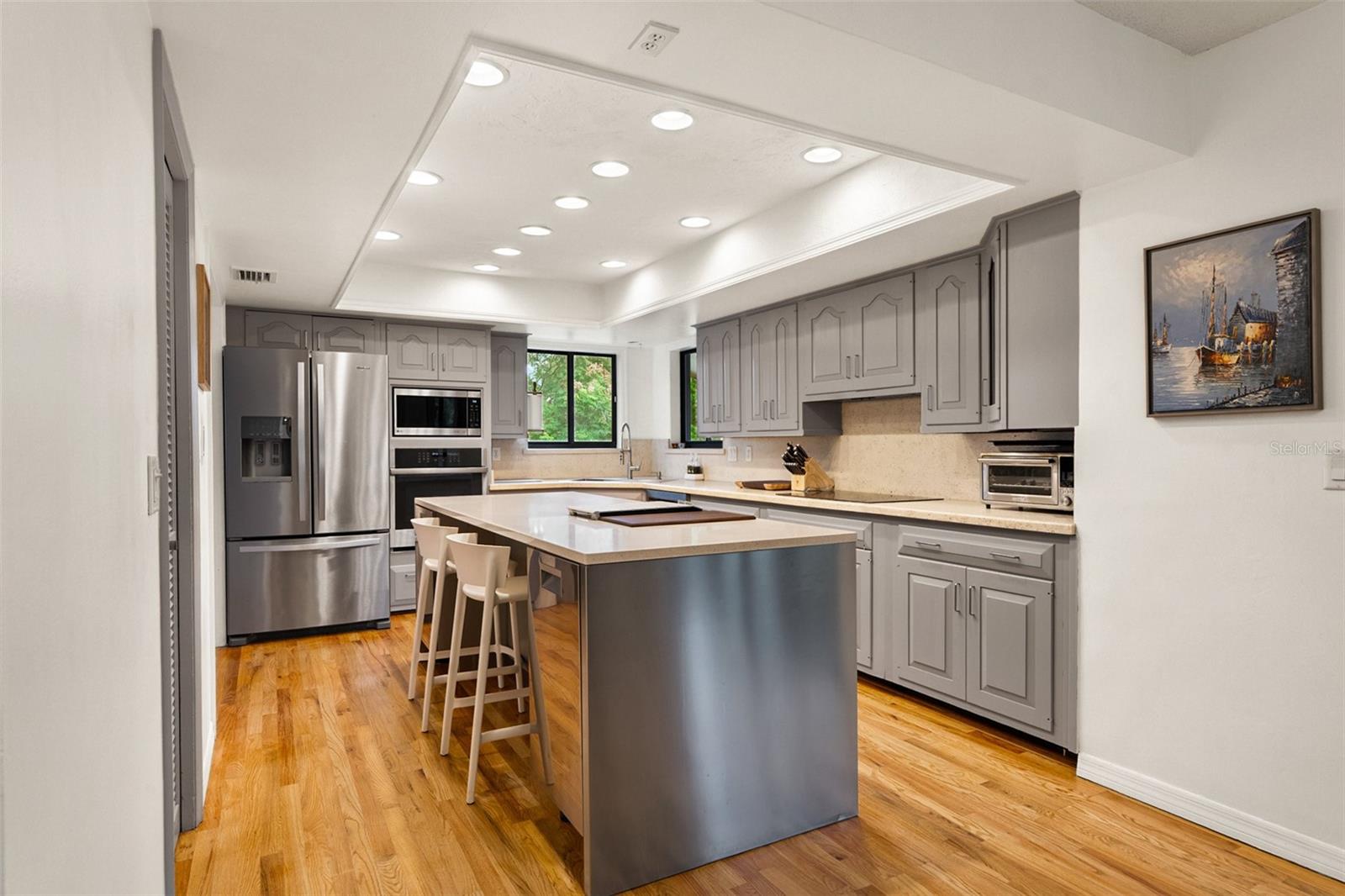 Image 21 of 81 For 315 Sweet Bay Avenue