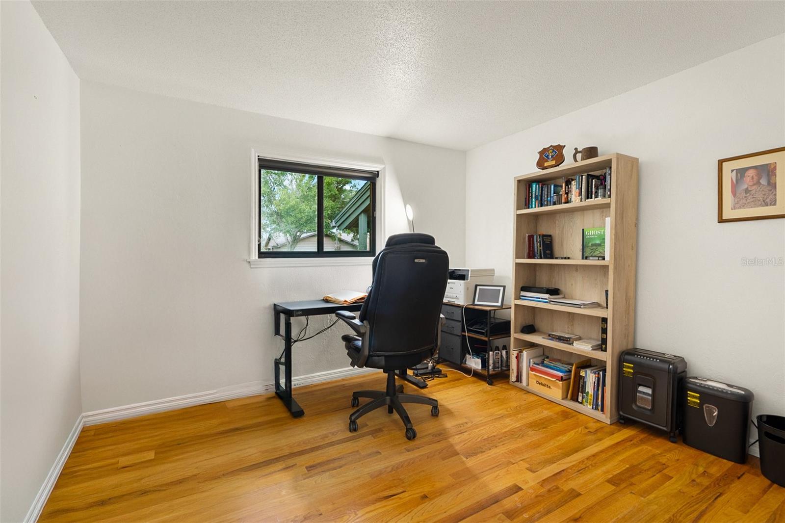 Image 24 of 81 For 315 Sweet Bay Avenue