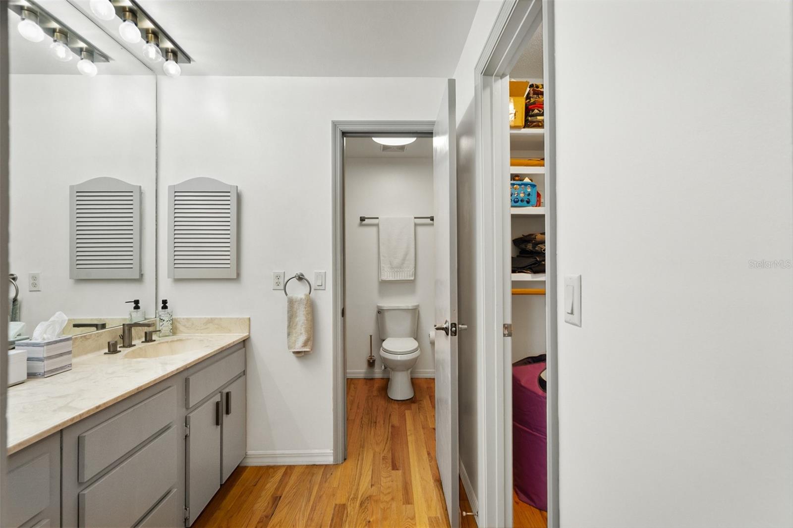 Image 35 of 81 For 315 Sweet Bay Avenue