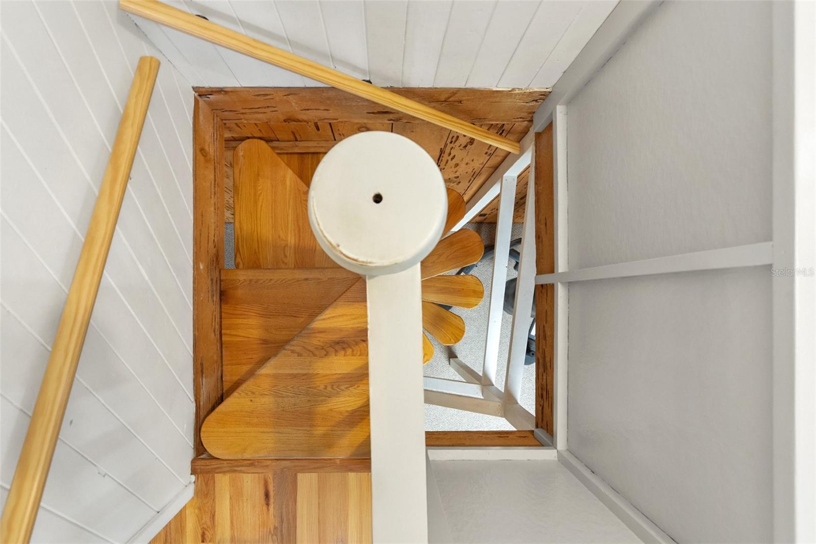 Image 41 of 81 For 315 Sweet Bay Avenue