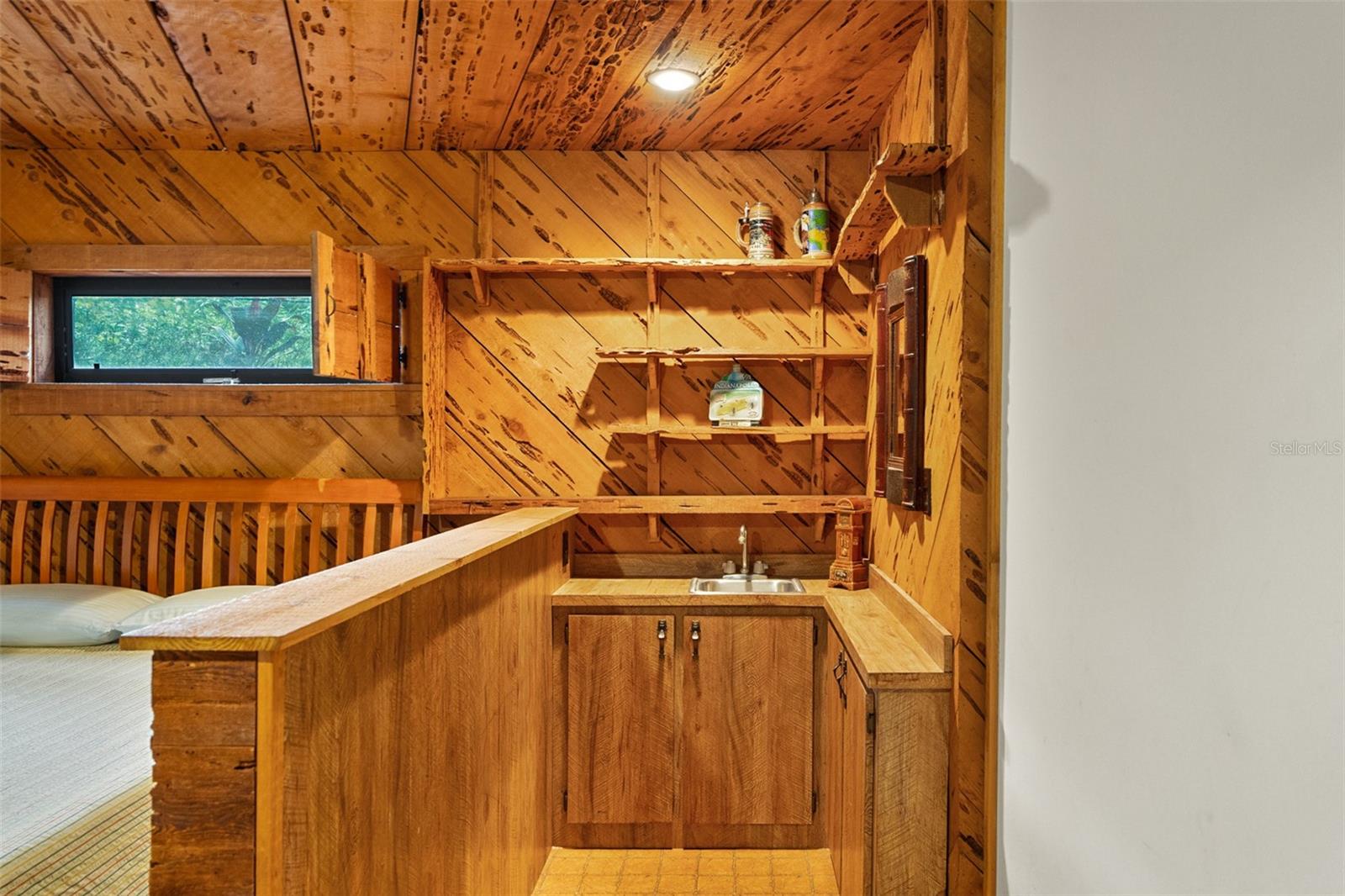 Image 49 of 81 For 315 Sweet Bay Avenue