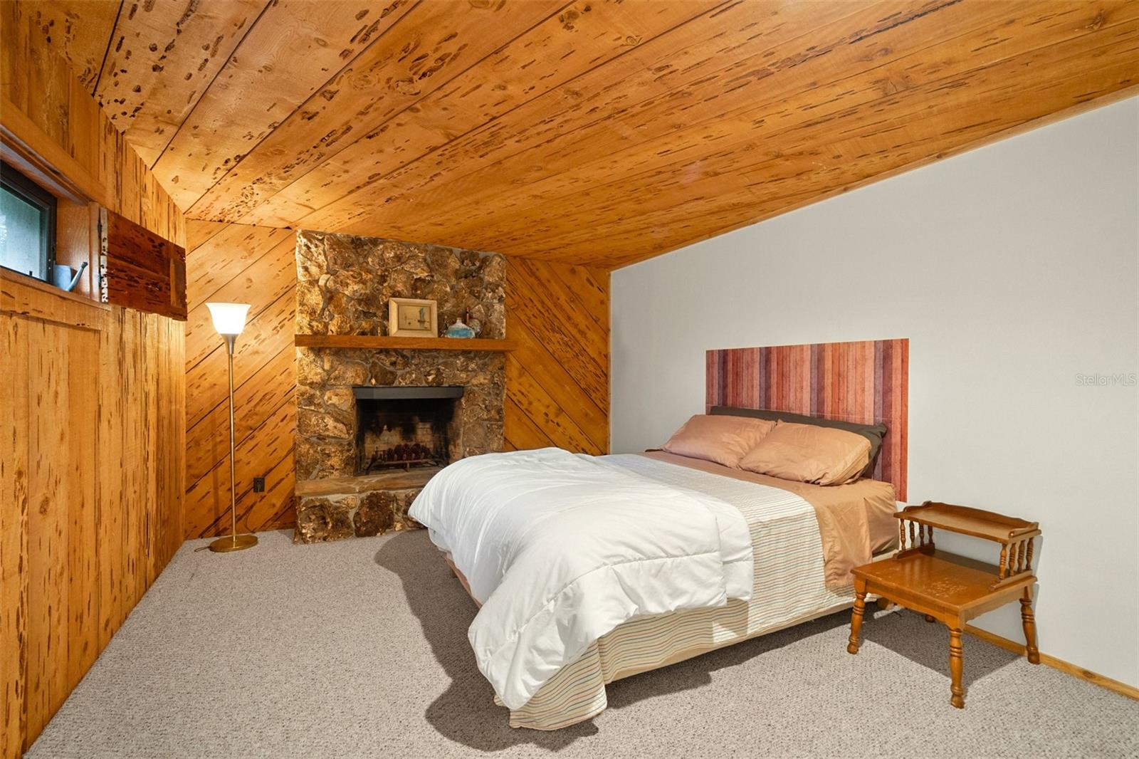 Image 52 of 81 For 315 Sweet Bay Avenue