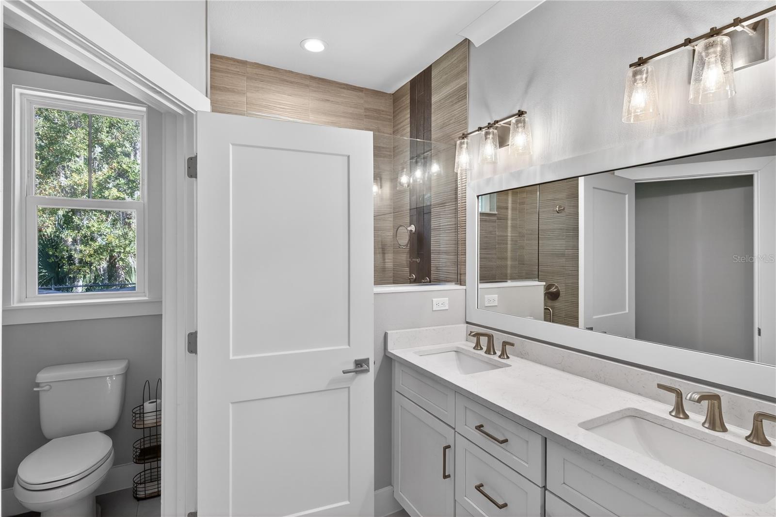 Image 33 of 68 For 2134 Swoope Drive