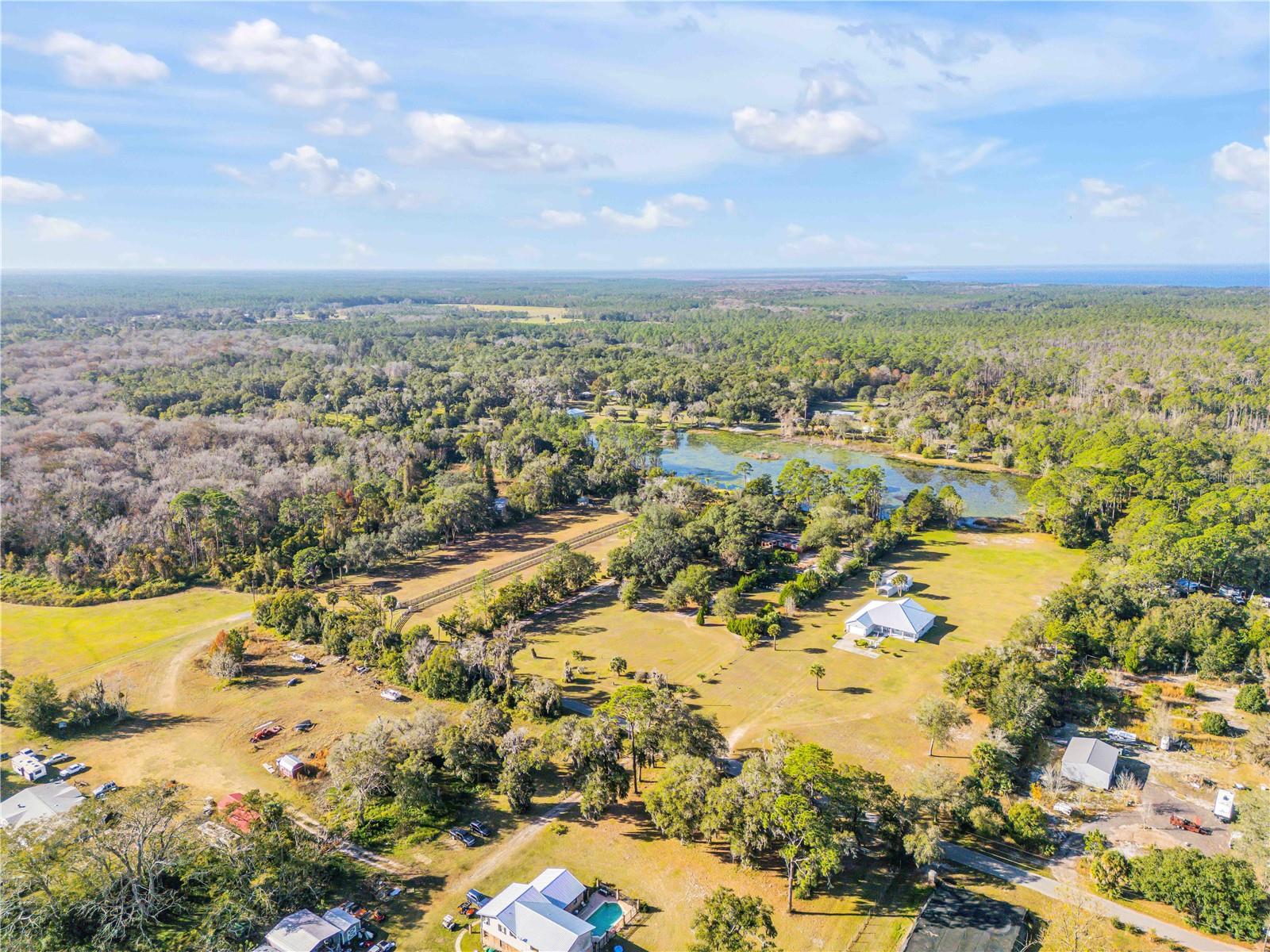 Image 28 of 37 For 420 Roberts Road