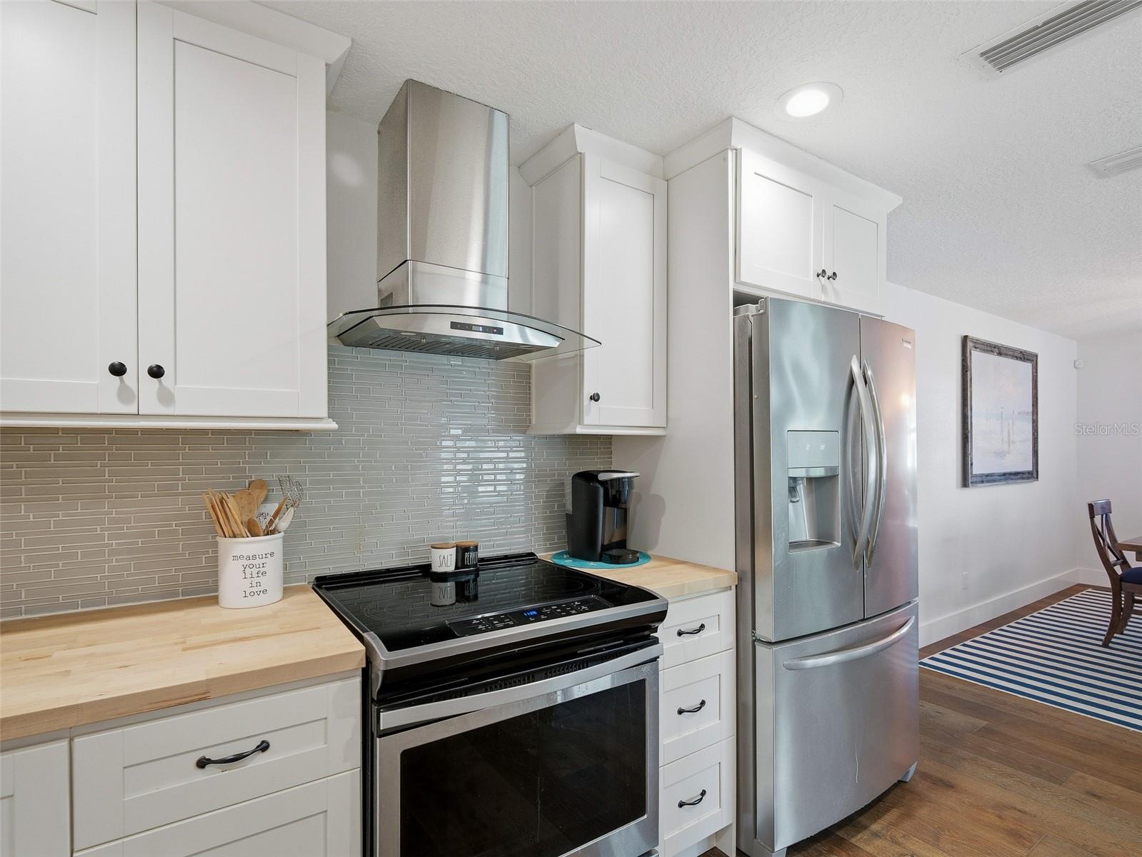 Image 28 of 70 For 4704 Van Kleeck Drive