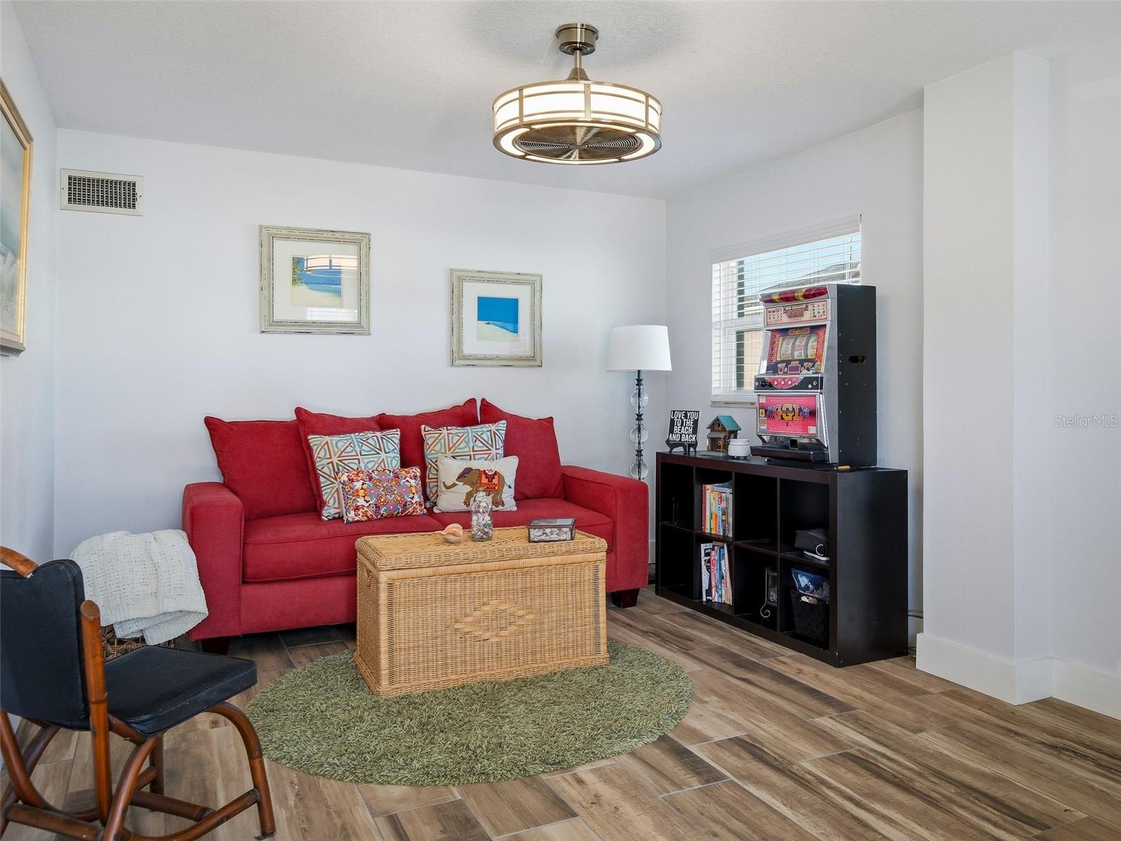 Image 47 of 70 For 4704 Van Kleeck Drive