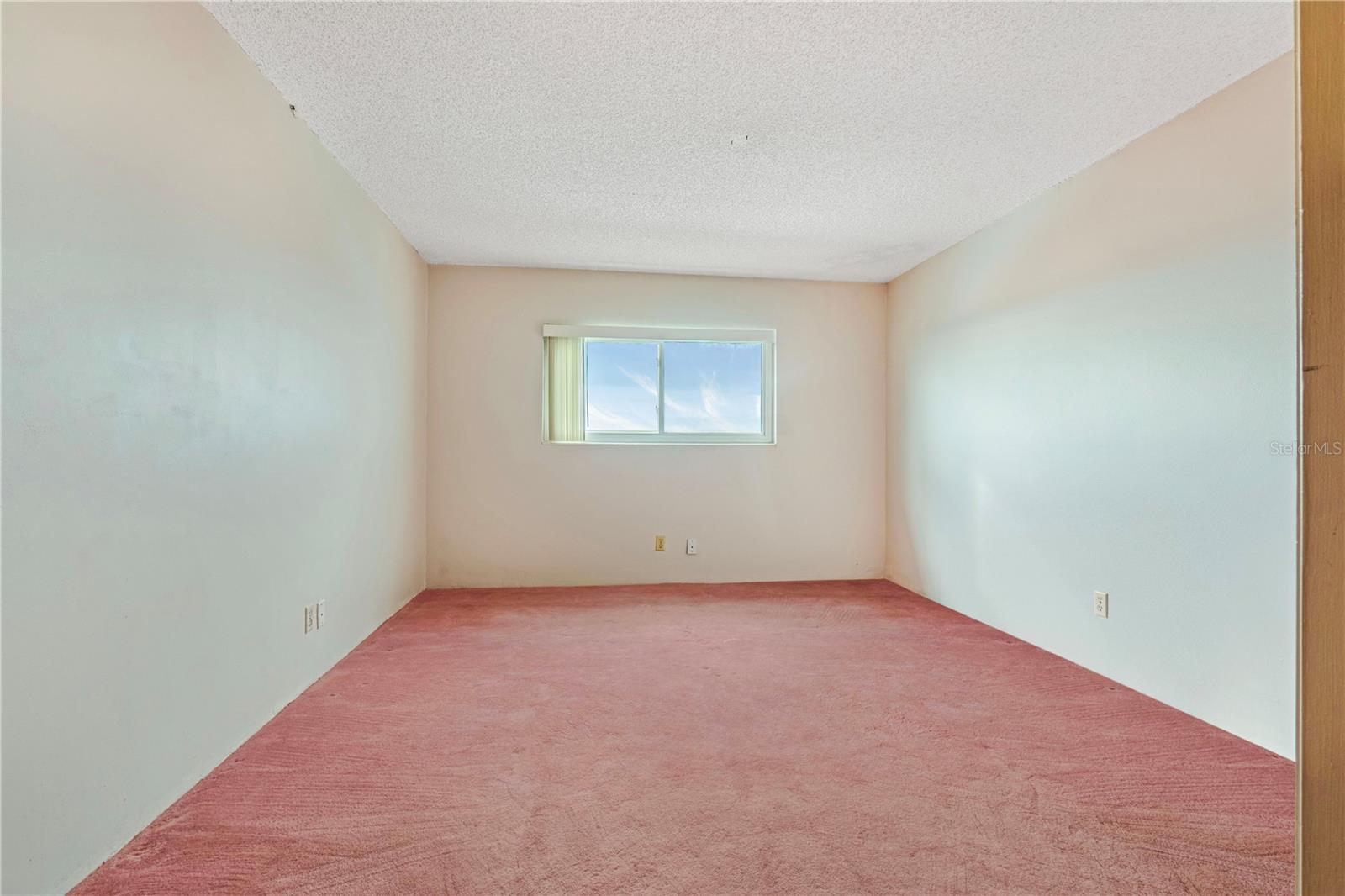 Image 16 of 26 For 100 Silver Beach Avenue 816