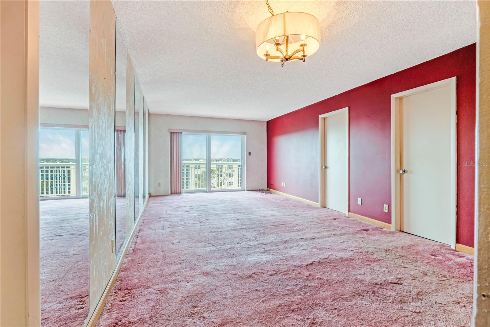 Image 5 of 26 For 100 Silver Beach Avenue 816