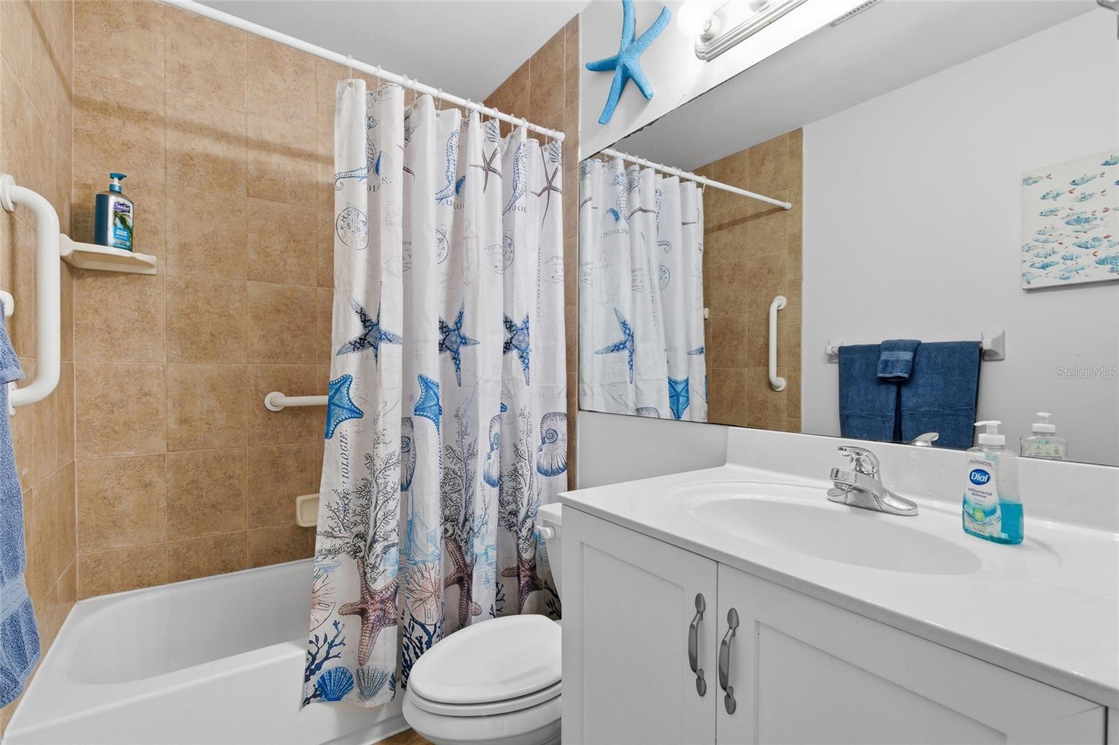 Image 19 of 27 For 4849 Saxon Drive B105