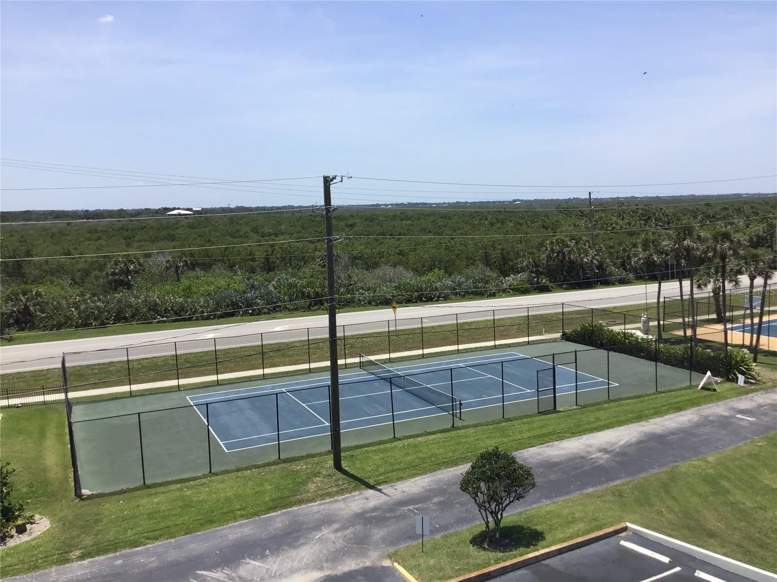 Image 22 of 27 For 4849 Saxon Drive B105