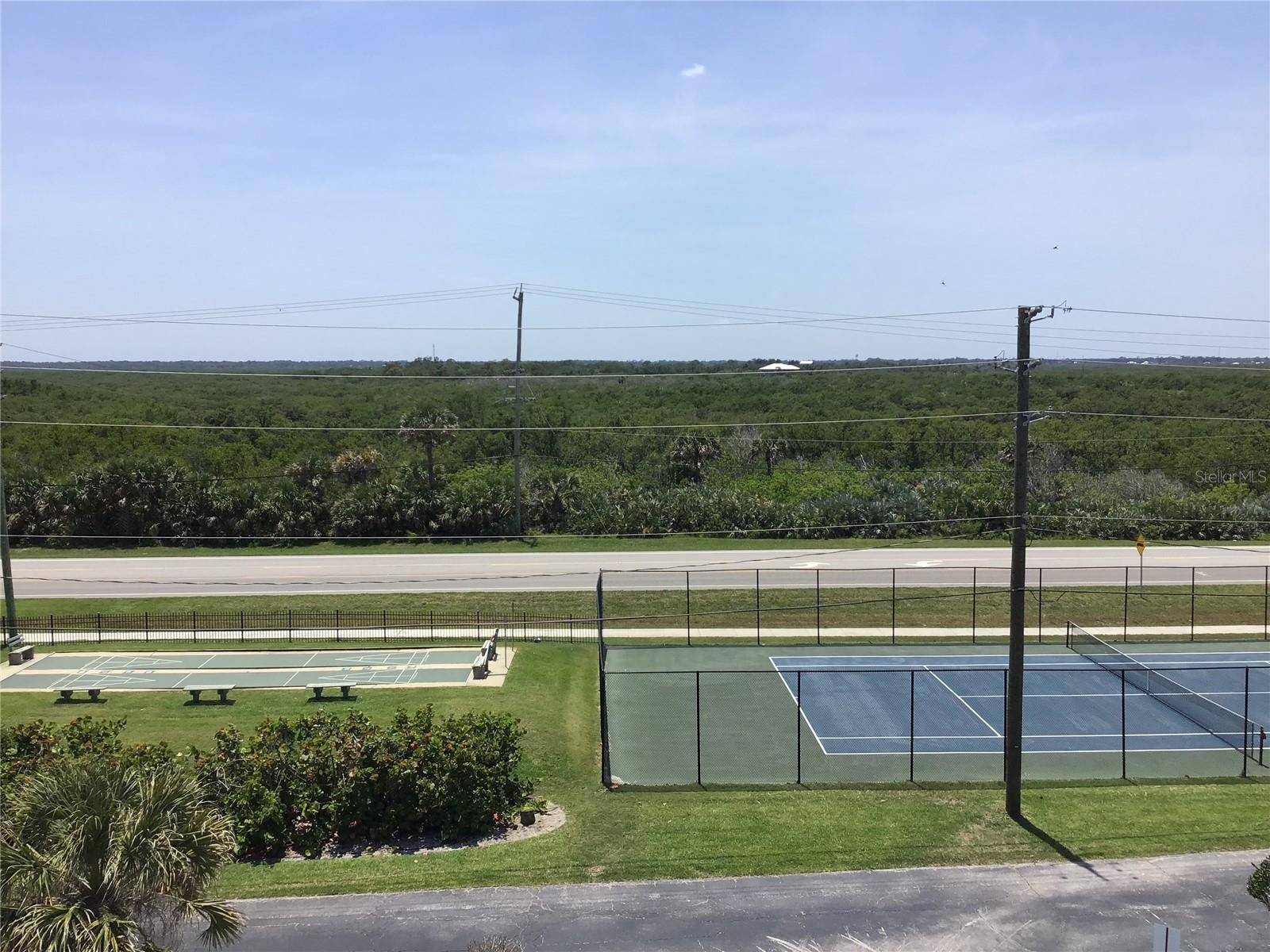 Image 23 of 27 For 4849 Saxon Drive B105